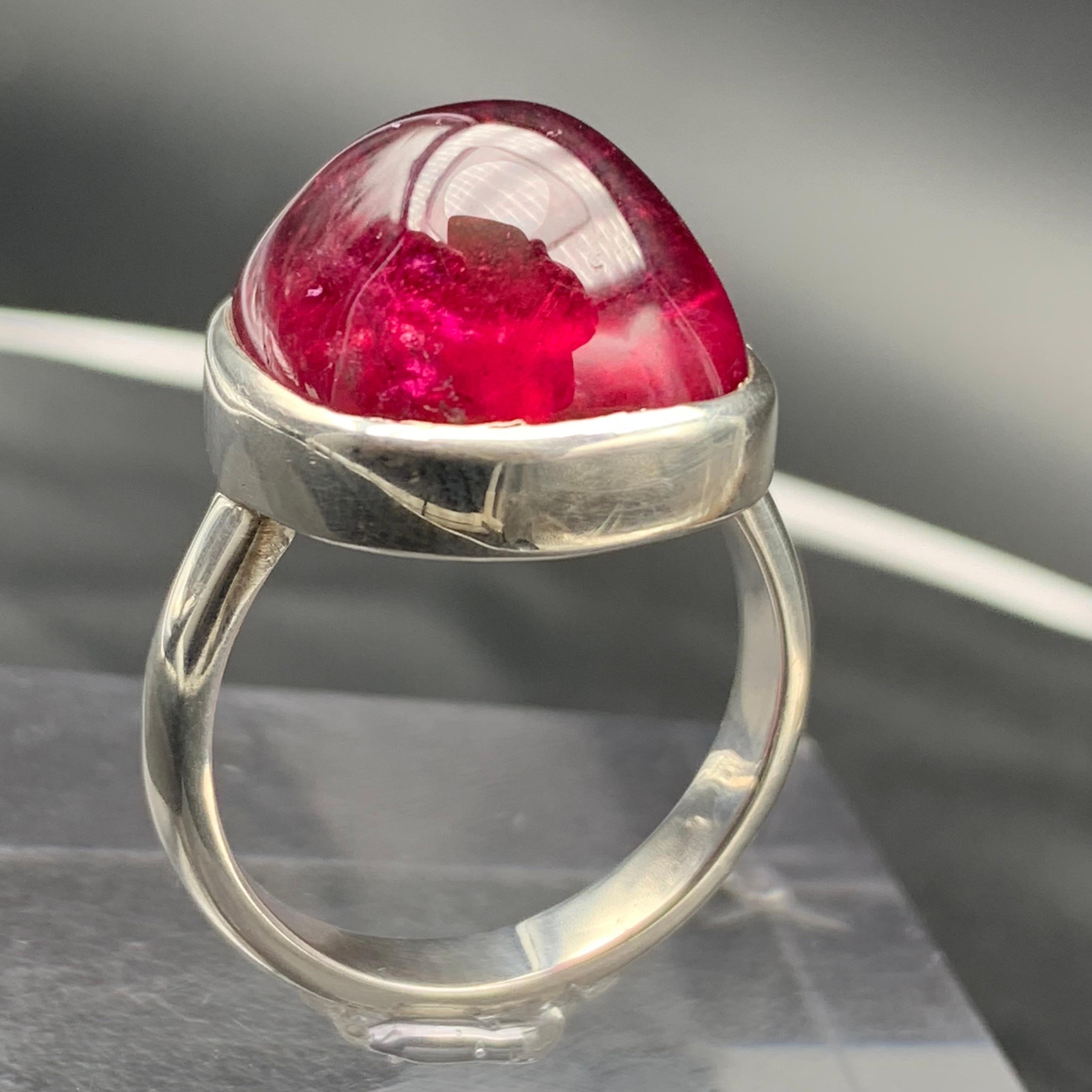 Contemporary Reddish Pink Rubellite Tourmaline Sugarloaf Cabochon Gemstone Silver Ring-9.5 US For Sale
