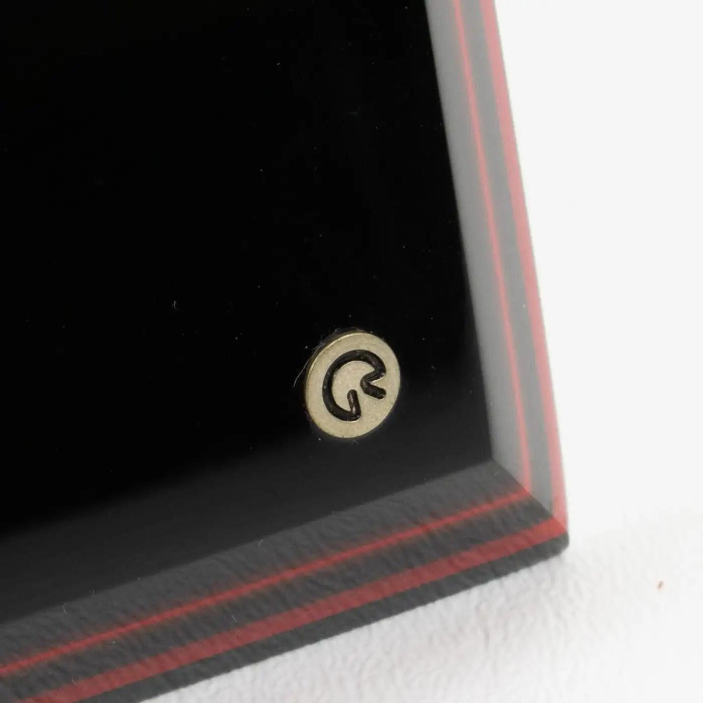 Late 20th Century Rede Guzzini Black and Red Lucite Picture Frame, Italy 1970s For Sale
