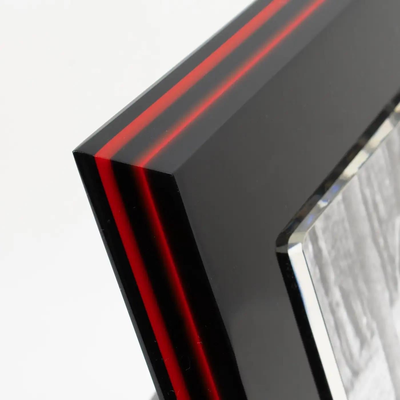 Rede Guzzini Black and Red Lucite Picture Frame, Italy 1970s For Sale 1