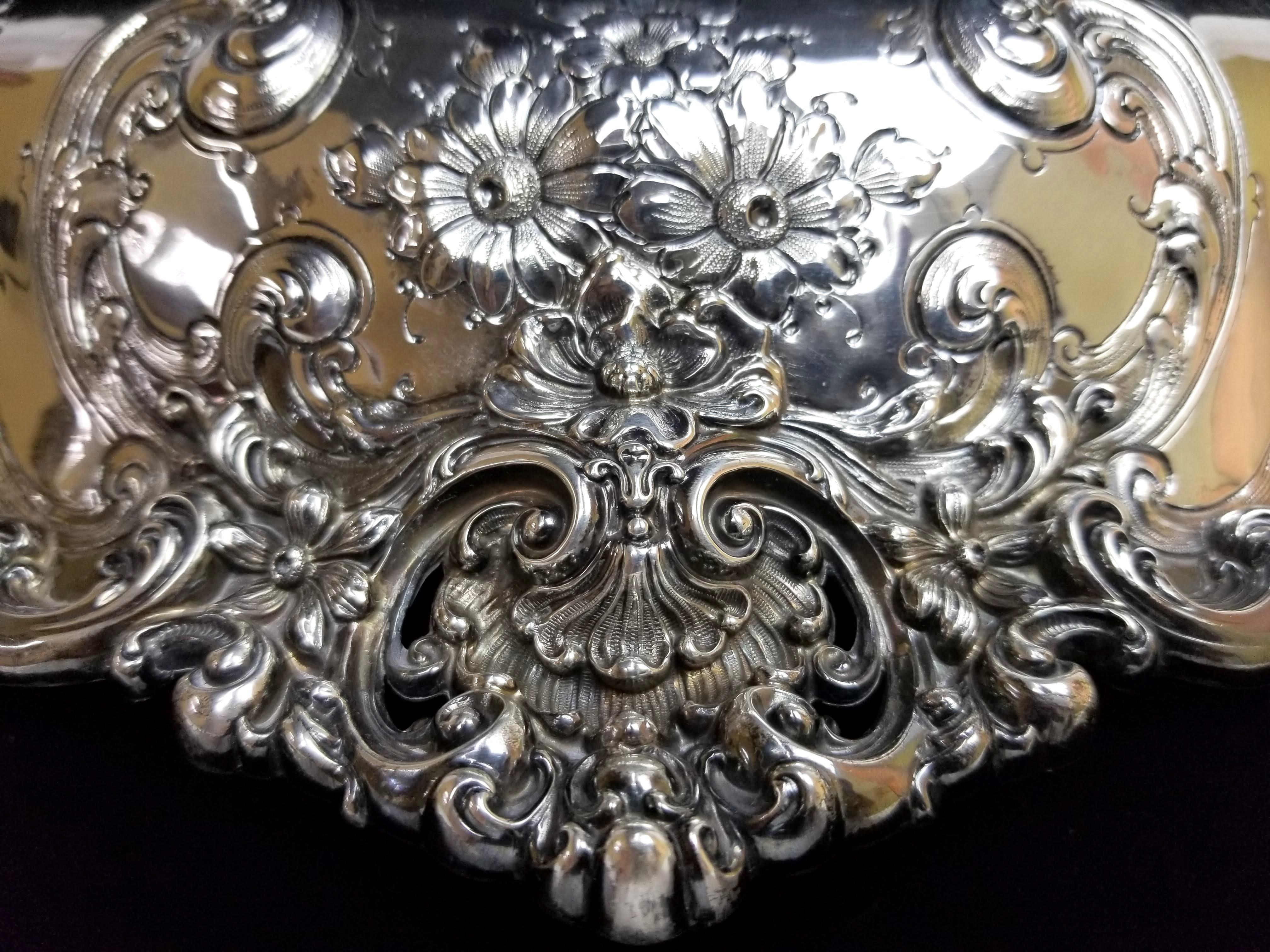 Redlich Antique Sterling Silver Art Nouveau Centrepiece Bowl with Liner and Lid For Sale 14