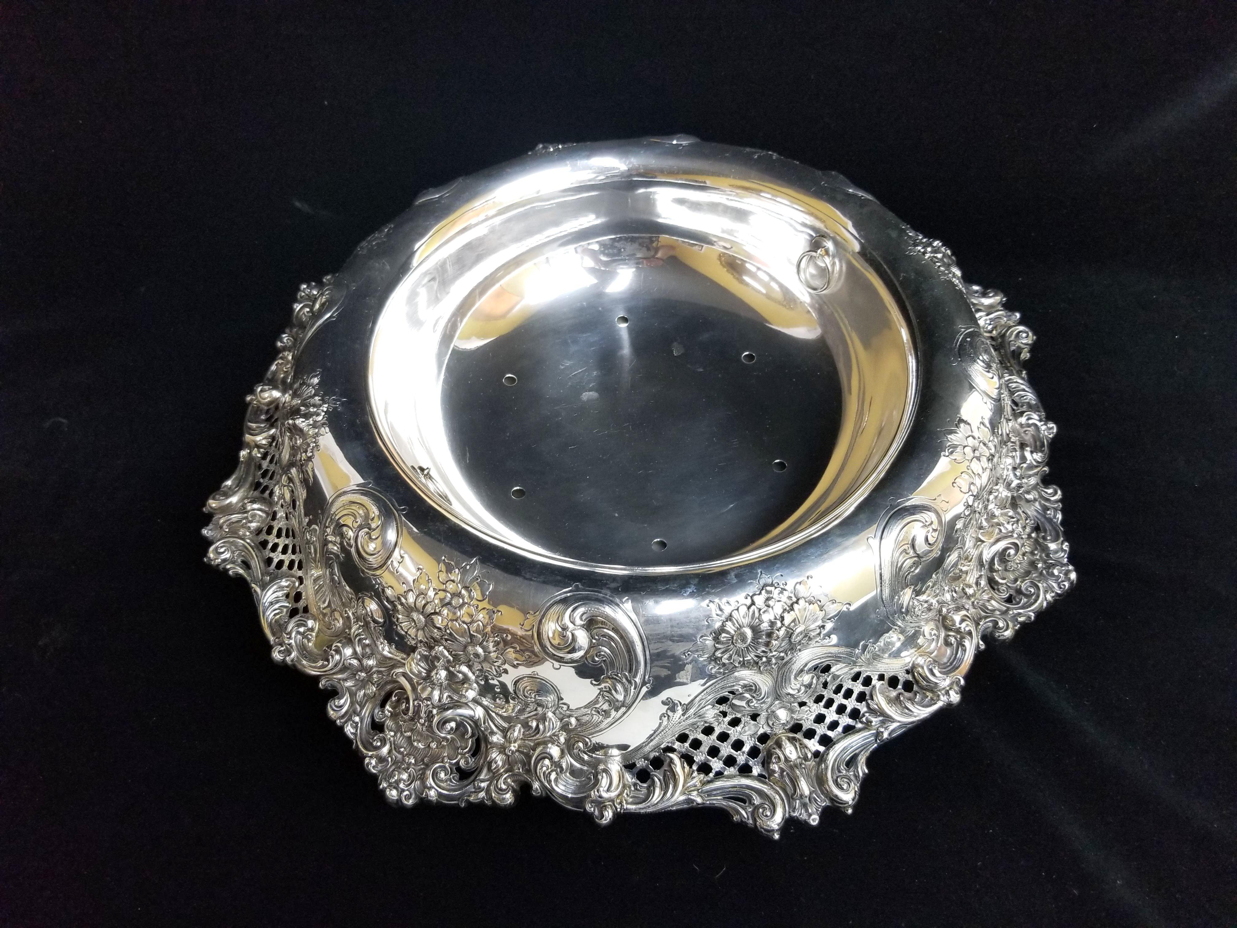Redlich Antique Sterling Silver Art Nouveau Centrepiece Bowl with Liner and Lid For Sale 4