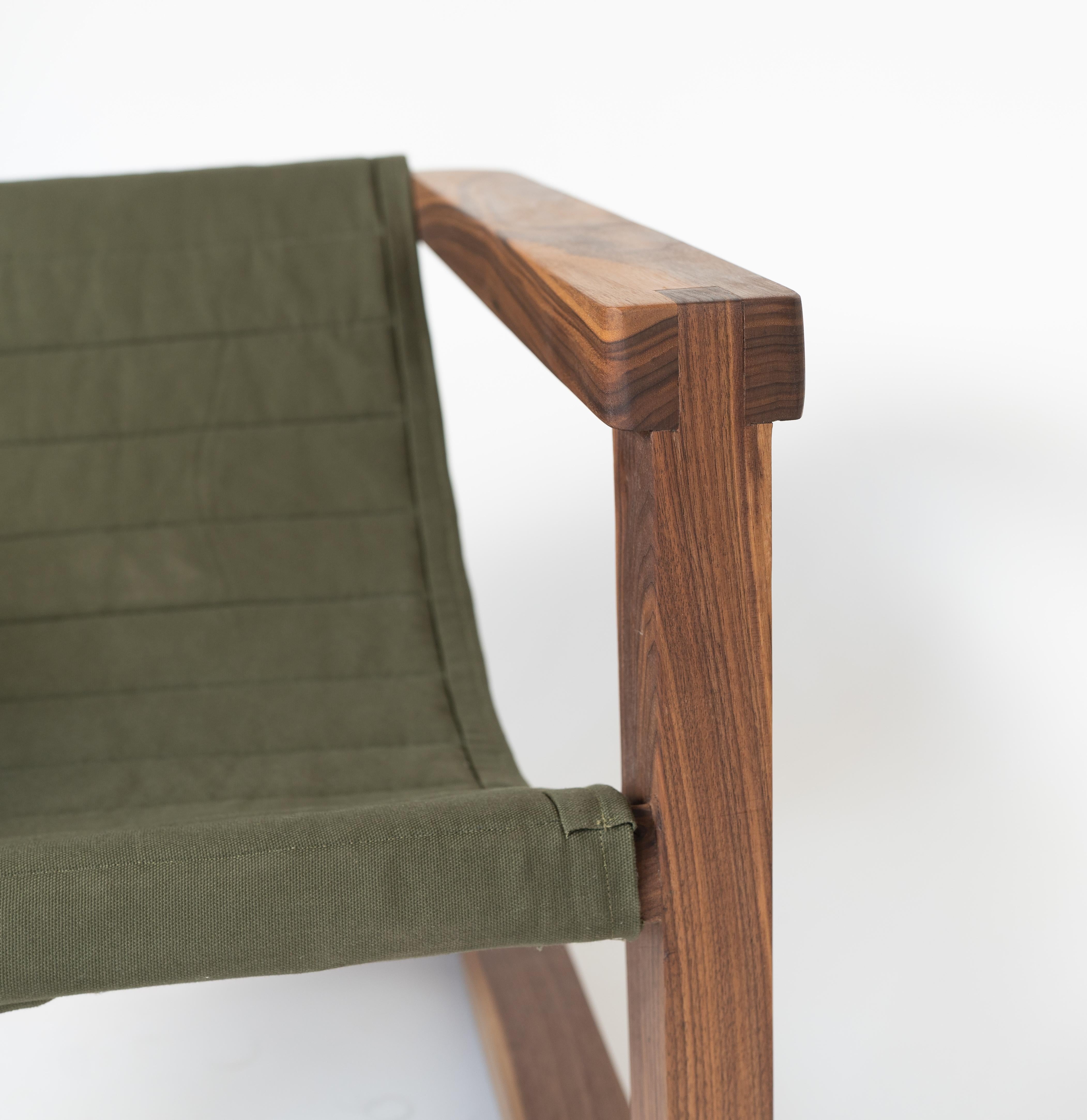 Redline Design Lounge-Stuhl aus Nussbaumholz im Angebot 4