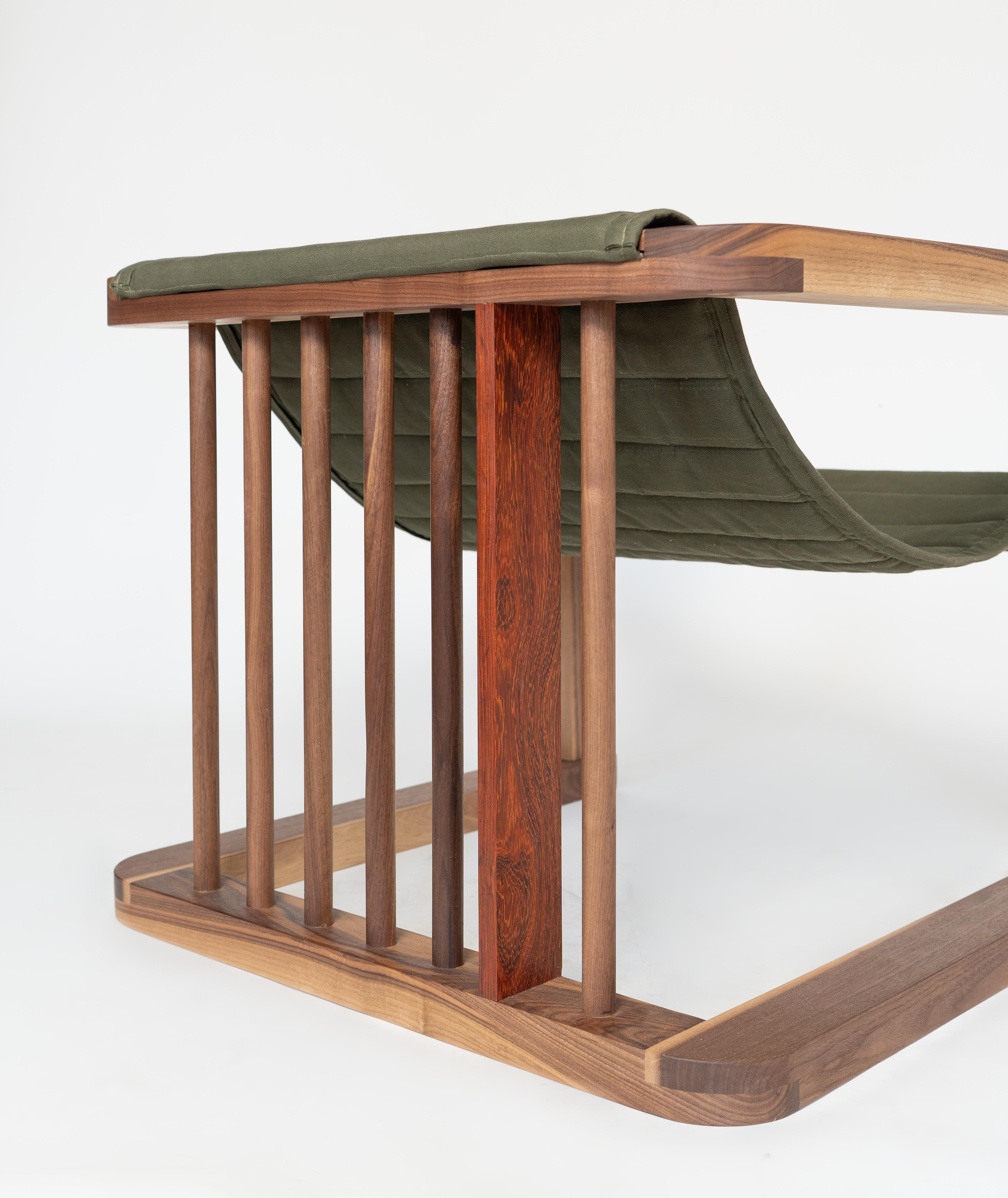 Redline Design Lounge-Stuhl aus Nussbaumholz im Angebot 6