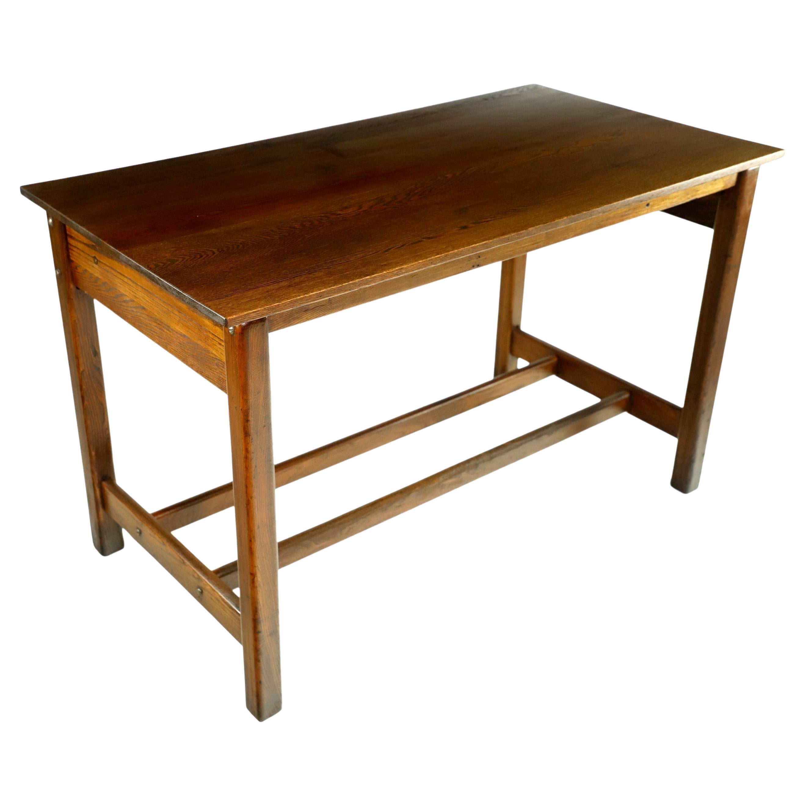 20th Century Pine and Sycamore Bakers Table Kitchen Island Table