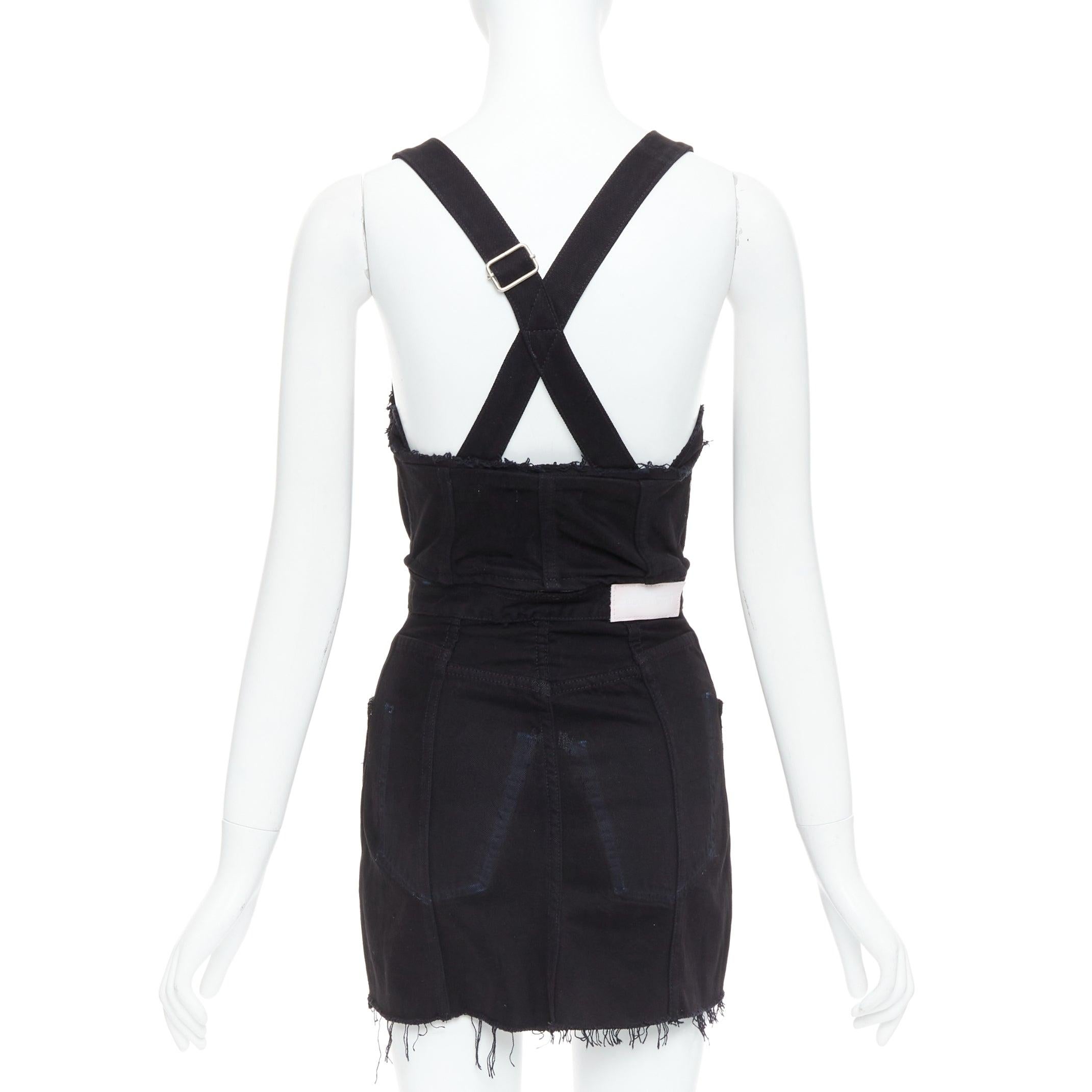 REDONE LEVI'S black cotton recontructed zipper pocketed dress XS
Reference: CNLE/A00390
Brand: Redone
Collection: Levi's
Material: Cotton
Color: Black
Pattern: Solid
Closure: Zip
Extra Details: Front zip. Leather tag at back.
Made in: United