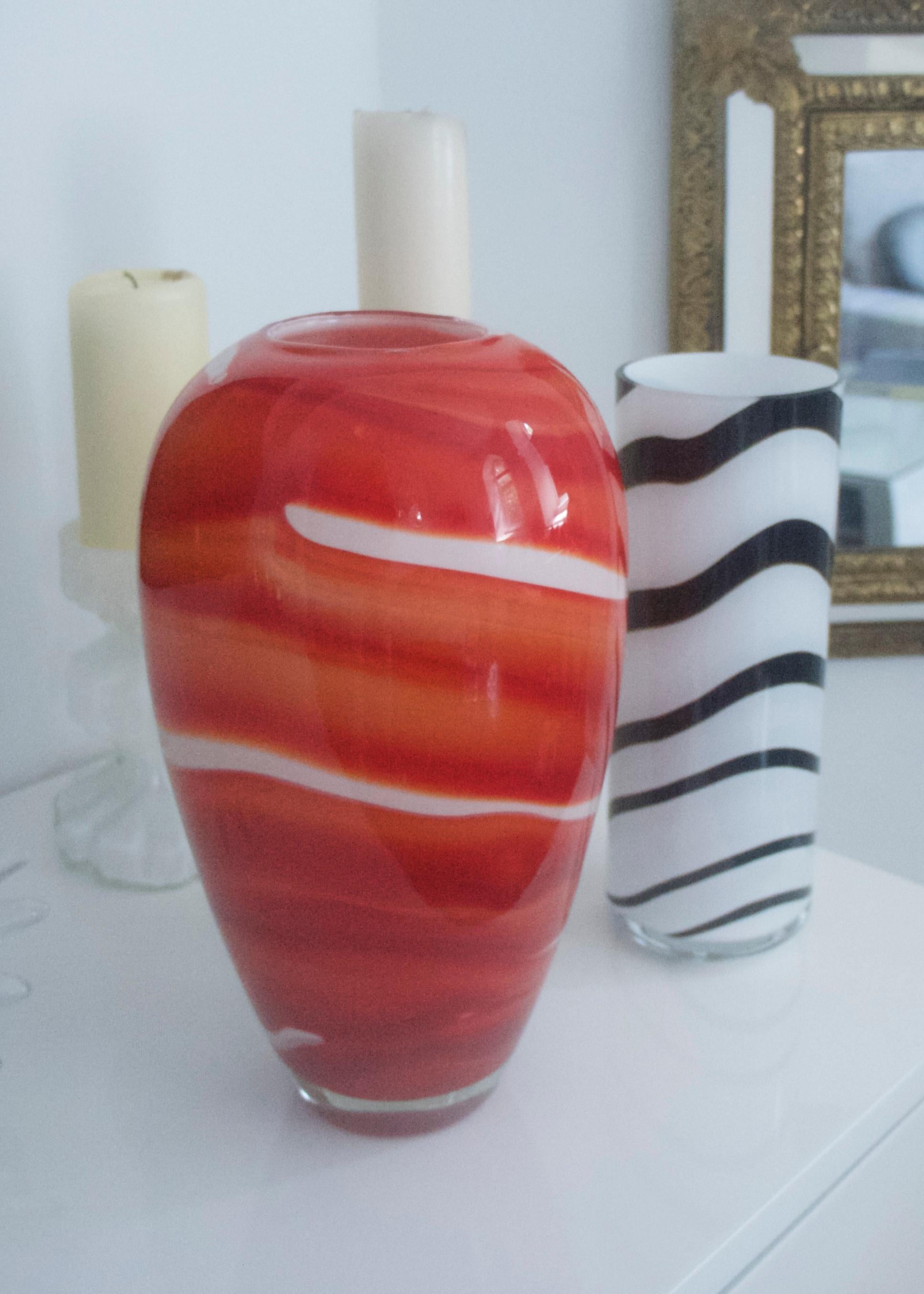 Late 20th Century Red Orange and White Murano Venetian  MCM Glass Vase Style of Barbini circa 1970 For Sale