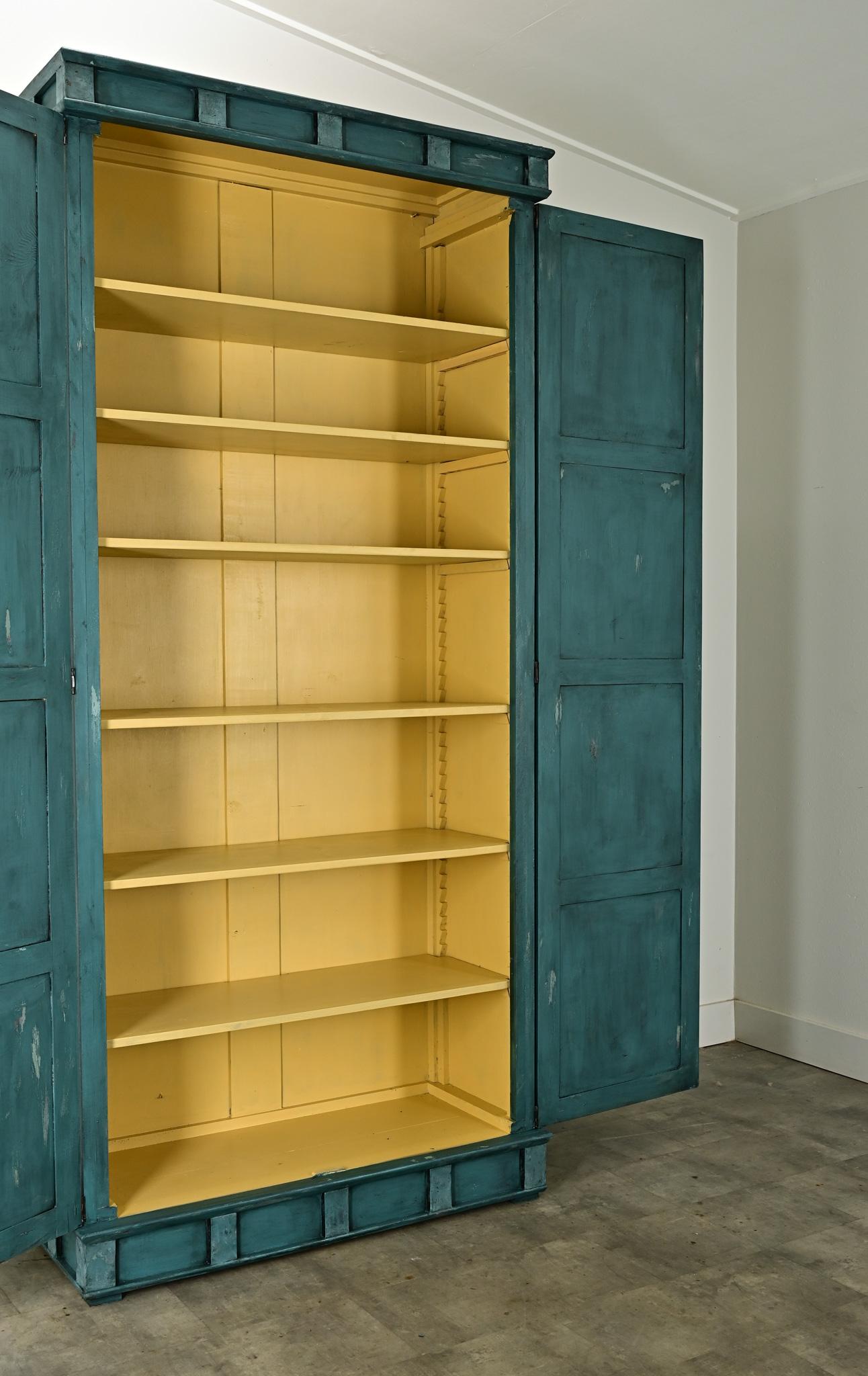 Armoire peinte par Redproduction 3