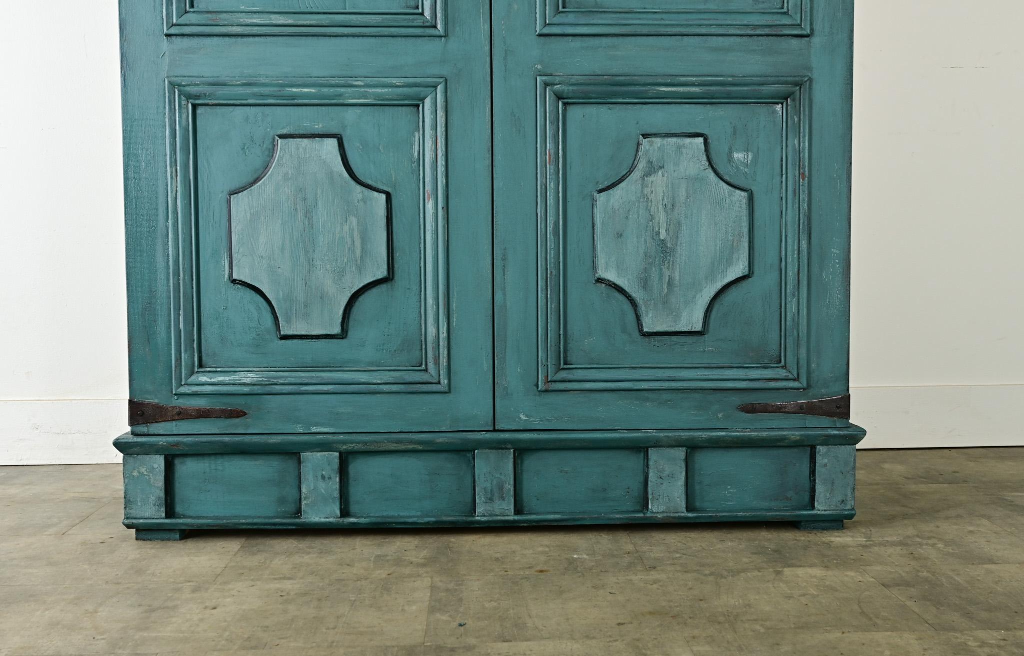 Armoire peinte par Redproduction Bon état à Baton Rouge, LA