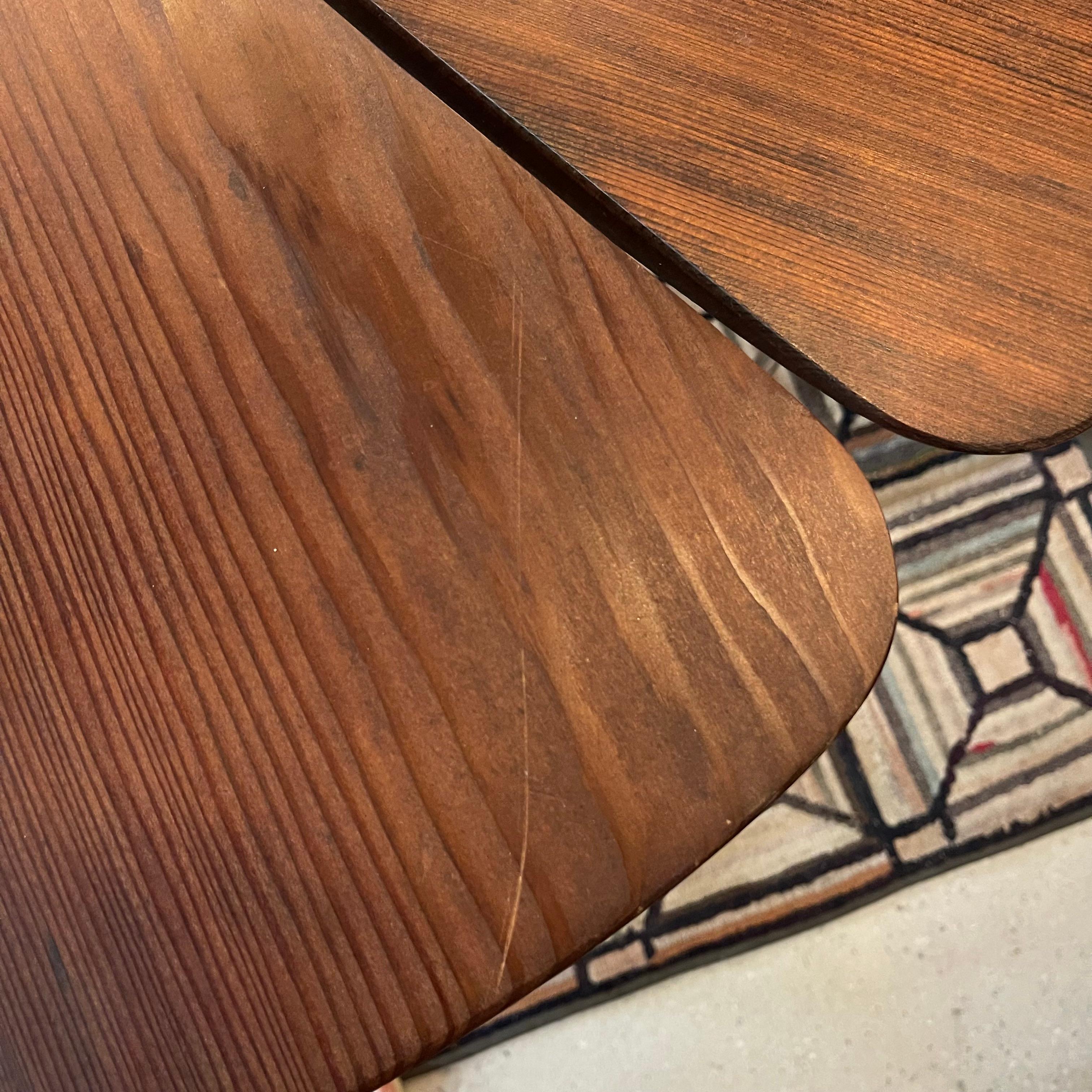 Table de salle à manger à pétales en bois rouge de Richard Schultz pour Knoll en vente 4