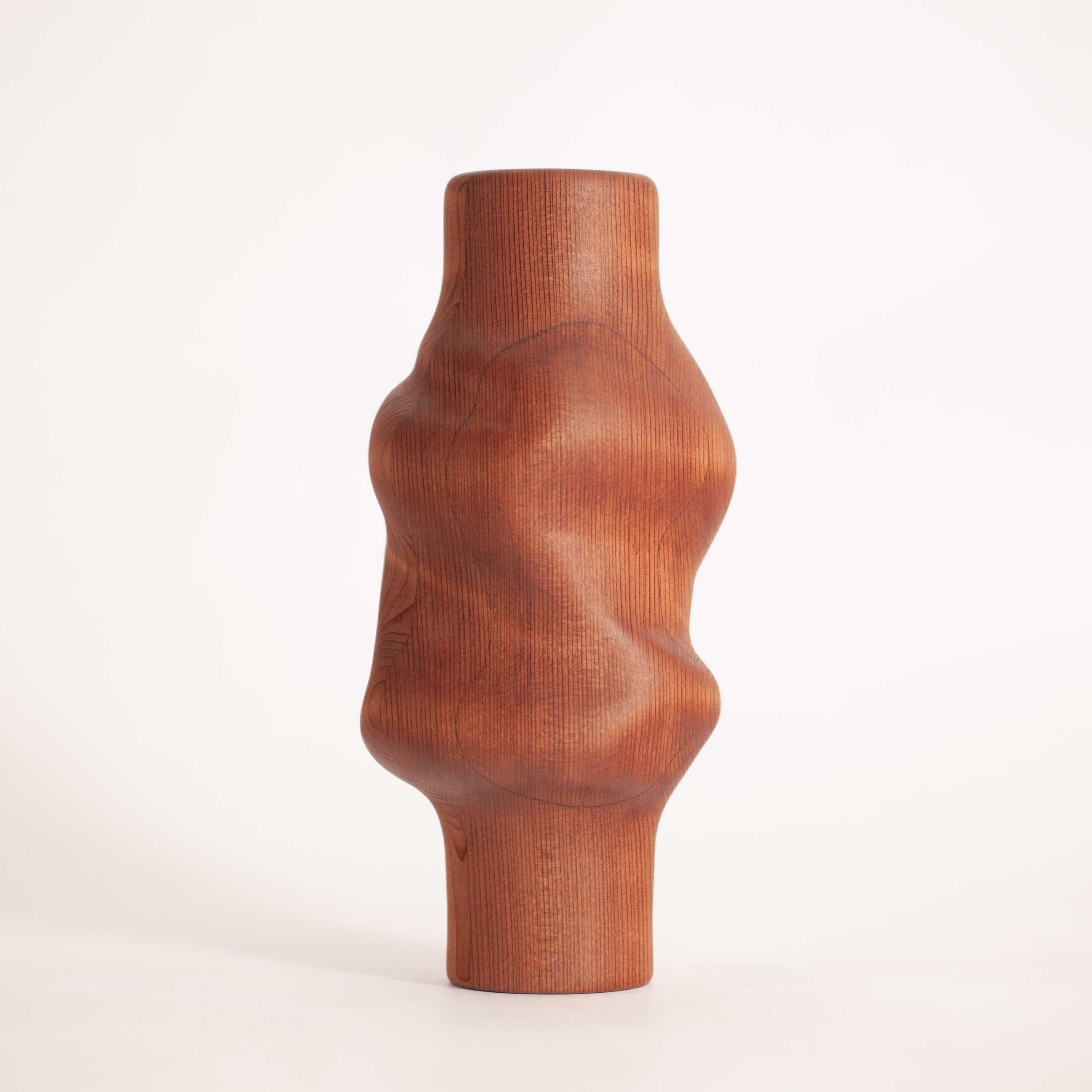 Redwood Svitok Vase aus wiederverwendetem Holz (amerikanisch) im Angebot