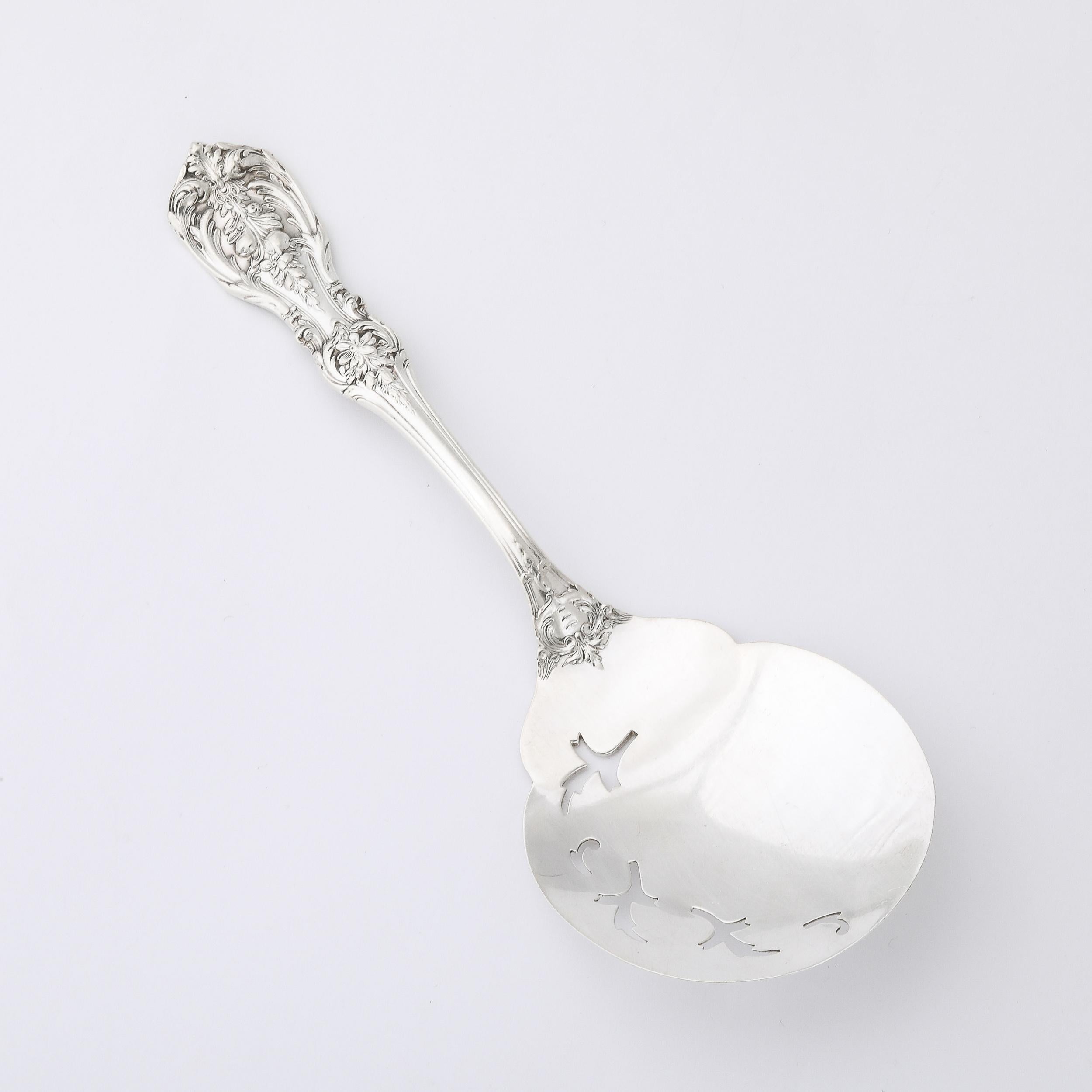 This beautifully detailed and well balanced Reed and Barton Francis I Pattern Sterling Silver Serving Spoon originates from the United States, Circa 1950. Features a lovely profile complimenting one another functionally and visually, this lovely set