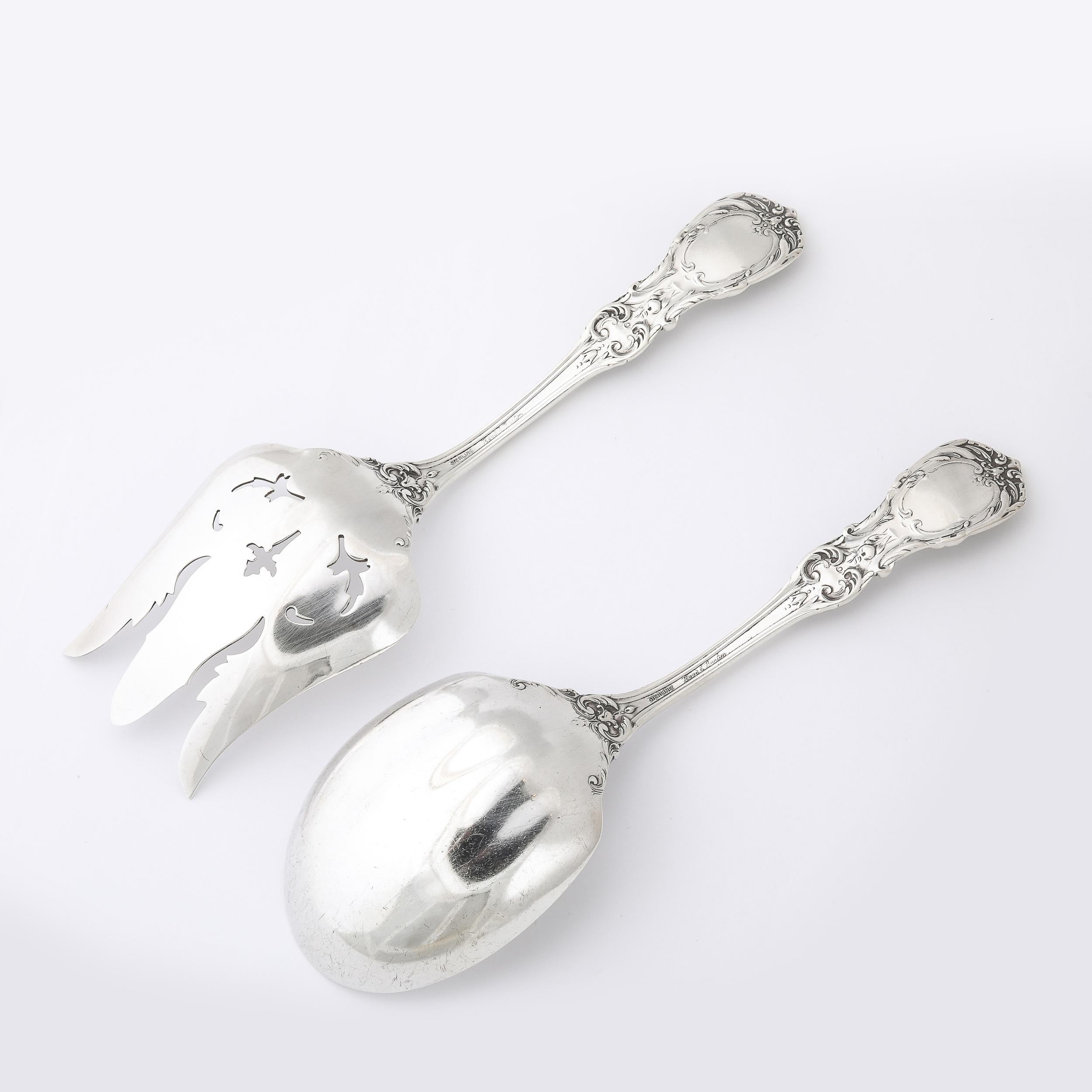 Reed and Barton Francis I Pattern Sterling Silver Serving Spoon & Fork Set  In Excellent Condition For Sale In New York, NY