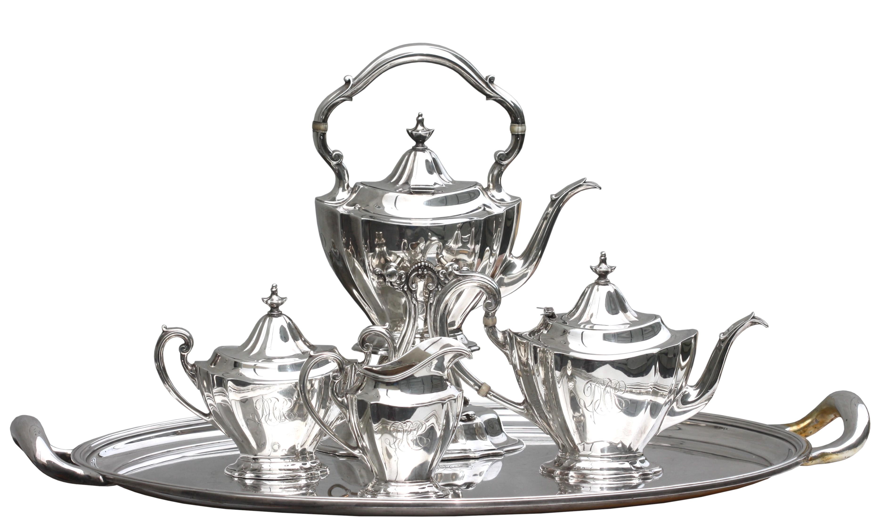 Service à thé et café de quatre pièces en argent sterling Reed And Barton avec Tiffany en vente 4
