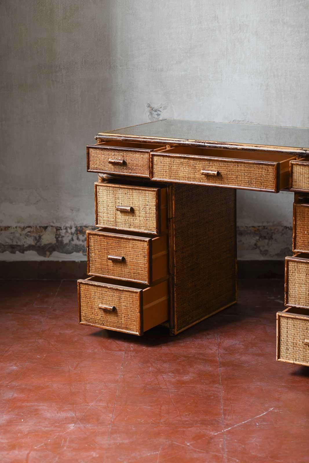 Wicker Reed and wicker desk with glass shelf and drawers, Italy 1980