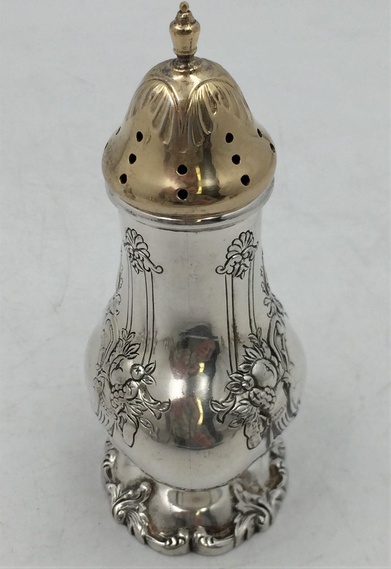 Reed & Barton Francis i Pair of Sterling Silver Salt & Pepper Shaker Pattern 571 For Sale 1