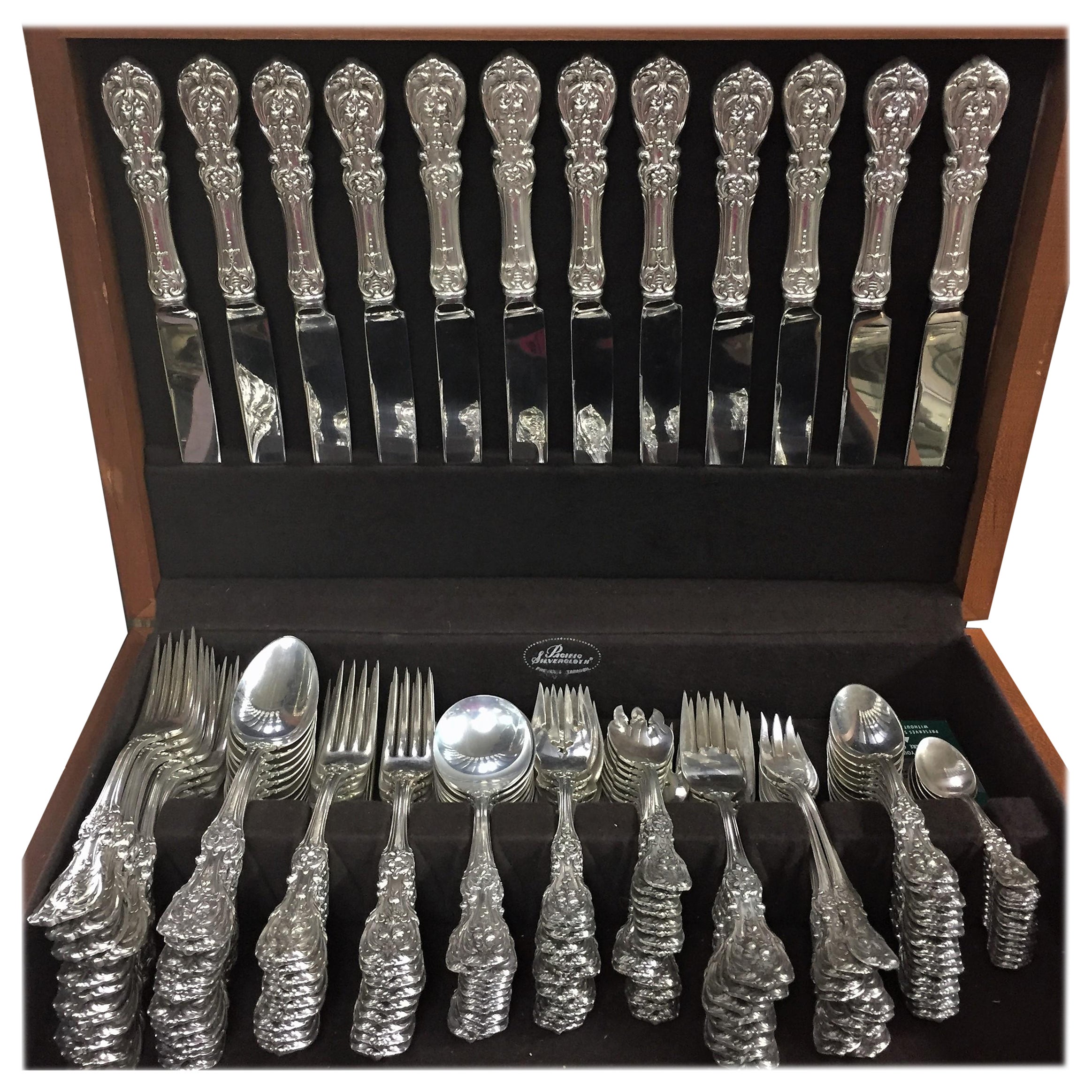 Reed & Barton Francis I Sterling Silver 205-Piece Flatware Set Art Nouveau Style