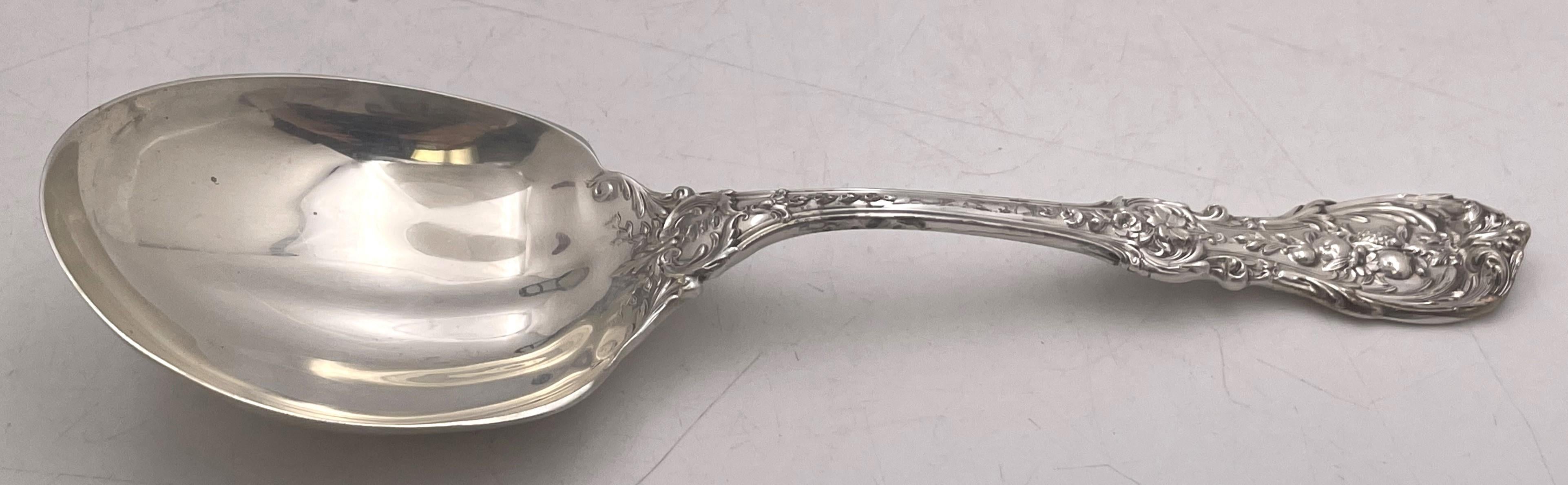 Reed & Barton: set di 6 piatti in argento sterling con motivo Francis I in stile Art Nouveau In condizioni buone in vendita a New York, NY