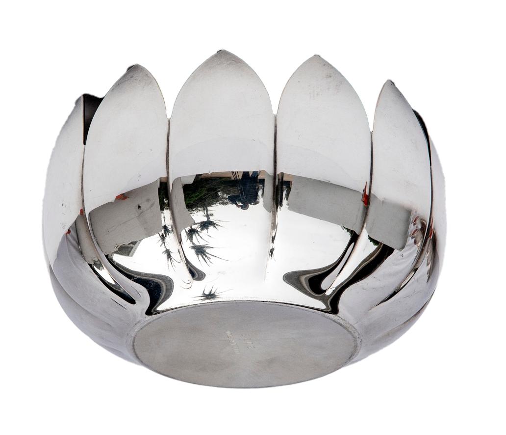 Reed & Barton Silver Lotus Flower Bowl In Good Condition In Malibu, CA