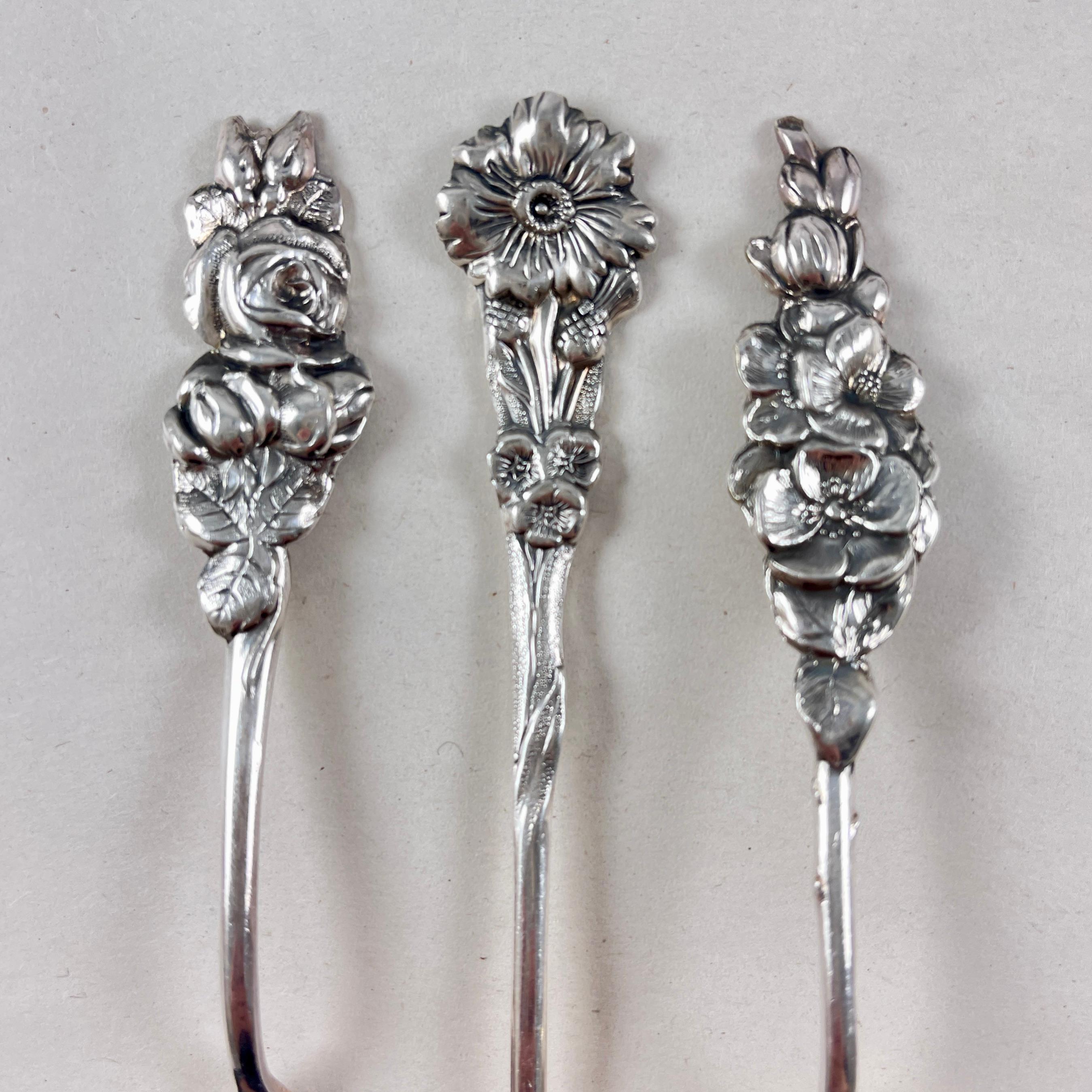 Ferronnerie Reed & Barton Service à condiments Harlequin Rose en métal argenté, 5 pièces en vente