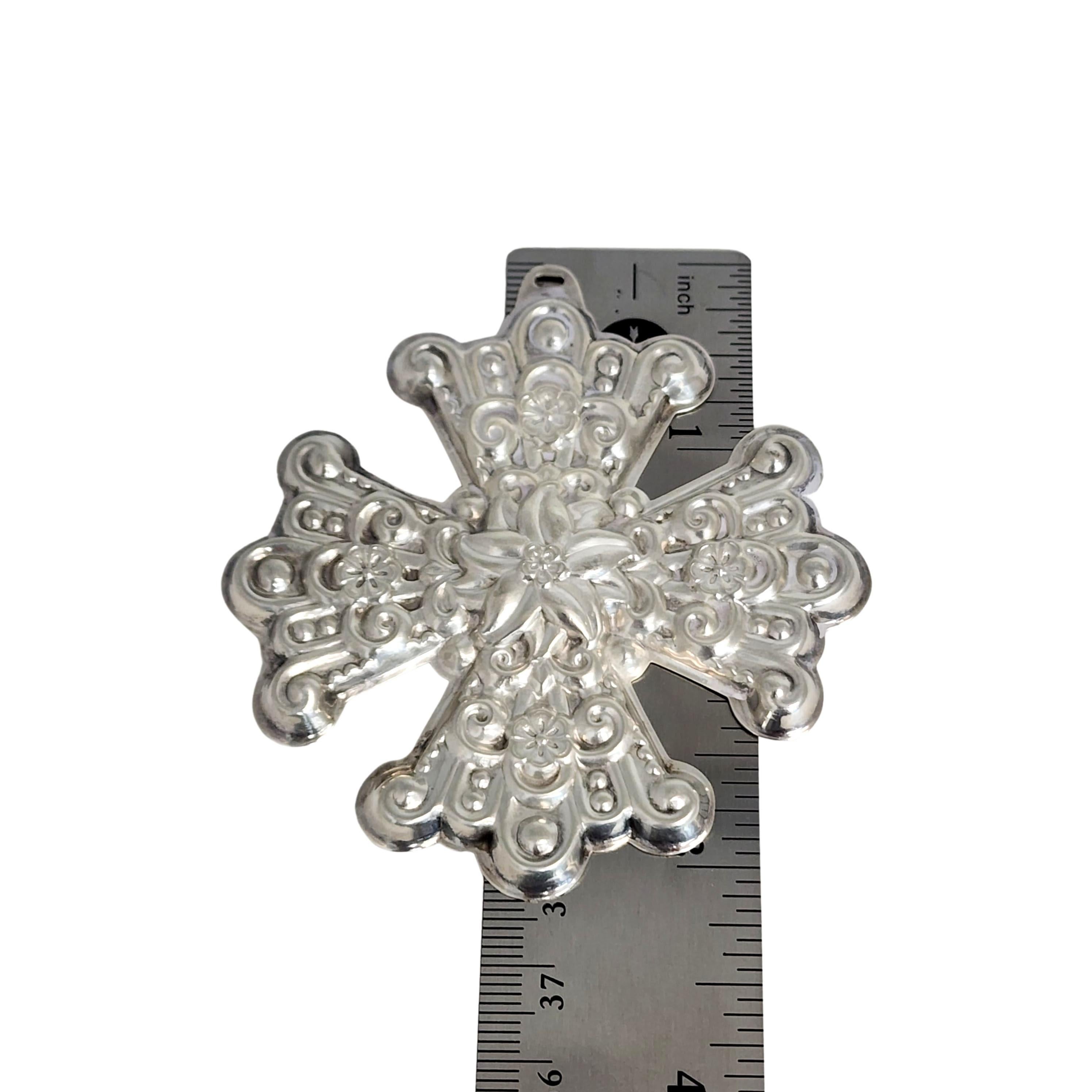 Reed & Barton Sterling Silver 1974 Christmas Cross Ornament (A) #12858 For Sale 2