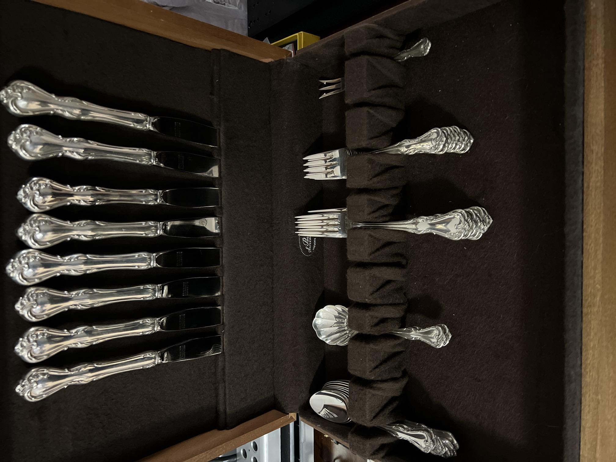 Welcome to my corner of 1stDibs. While I a soft spot for vintage watches, I have a “Reed and Barton sterling silver flatware set with box.  It was given to my family around 1971. Let’s get a bit of history on Reed and Barton. 
The Reed & Barton