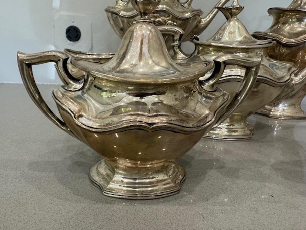 Coloniale britannico Reed & Barton Set da tè in argento sterling HEPPLEWHITE 1907 6 pezzi in vendita