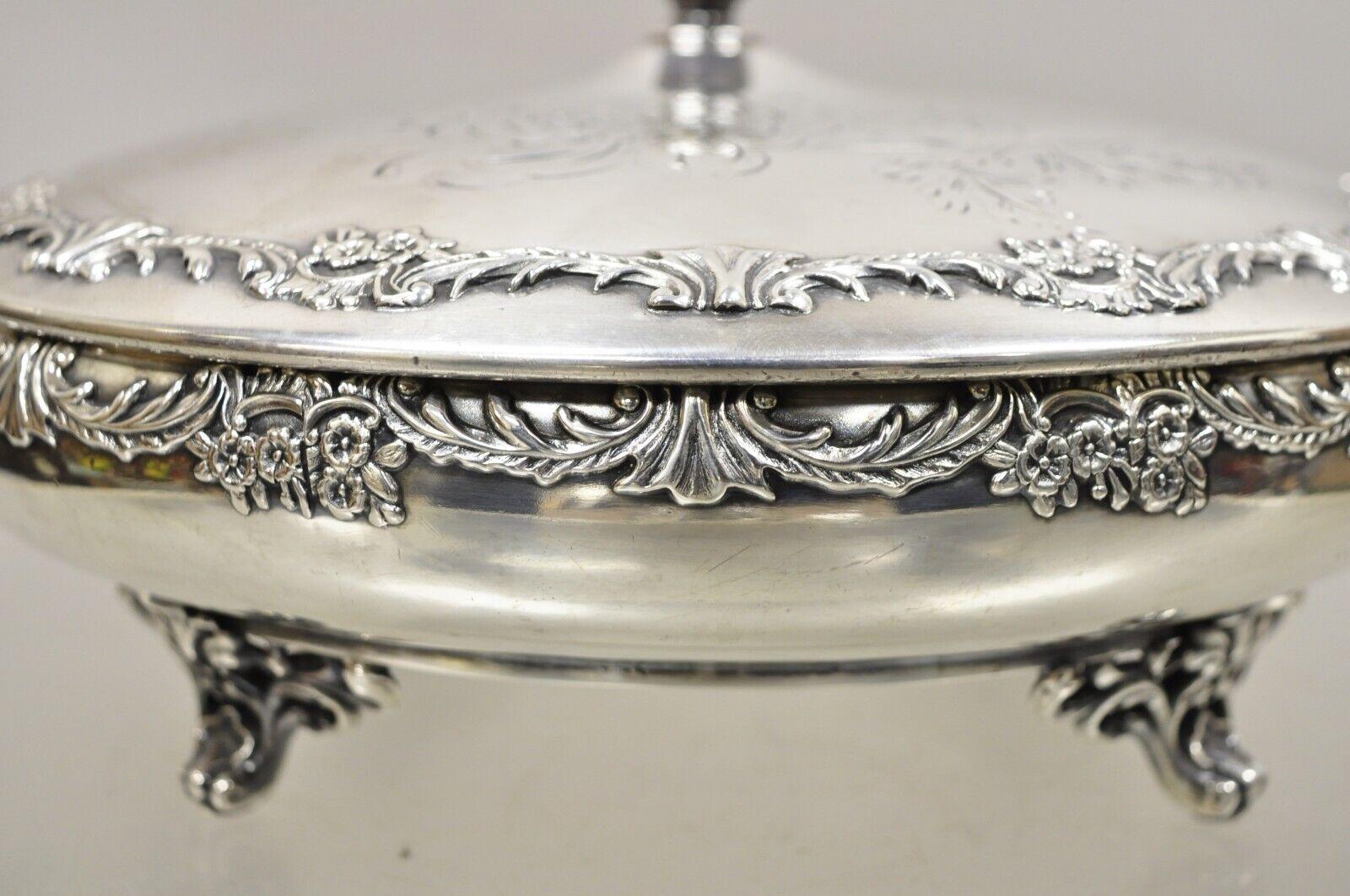 Reed & Barton Victorian Silver Plated Round Lidded Twin Handle Serving Dish In Good Condition For Sale In Philadelphia, PA
