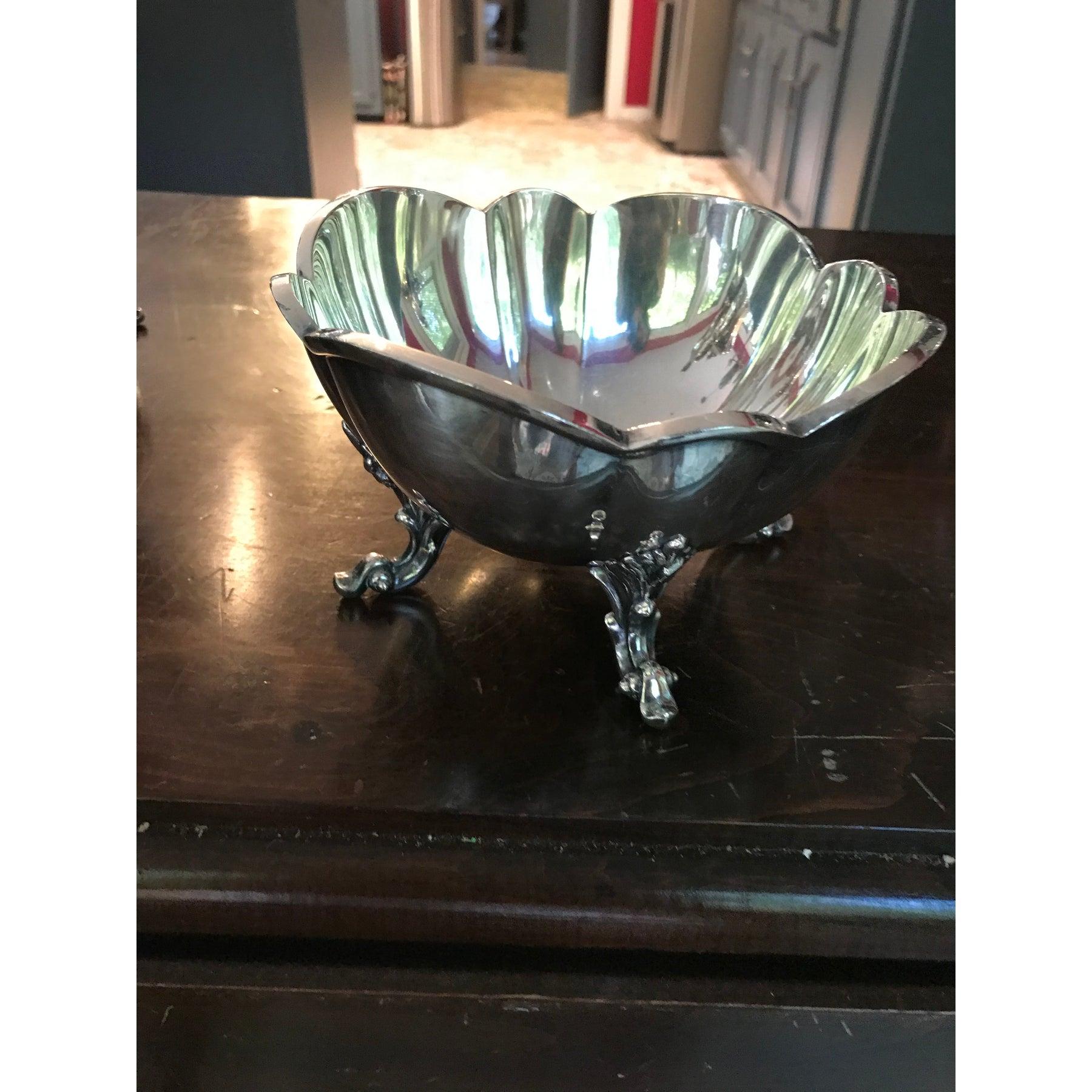 20th Century Reed & Barton Winthrop Vintage Silver Plate Tea Set - 5 Pieces For Sale