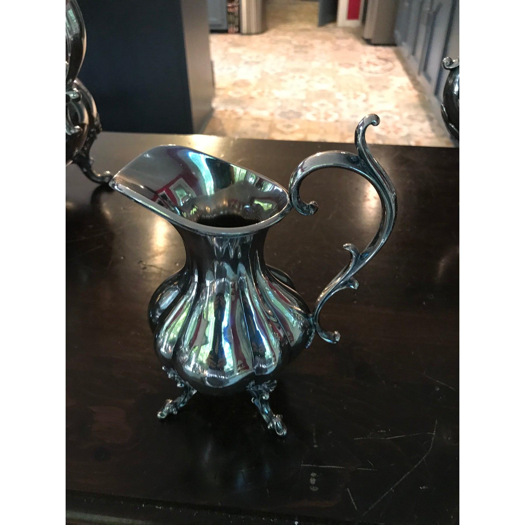 Reed & Barton Winthrop Vintage Silver Plate Tea Set - 5 Pieces For Sale 2