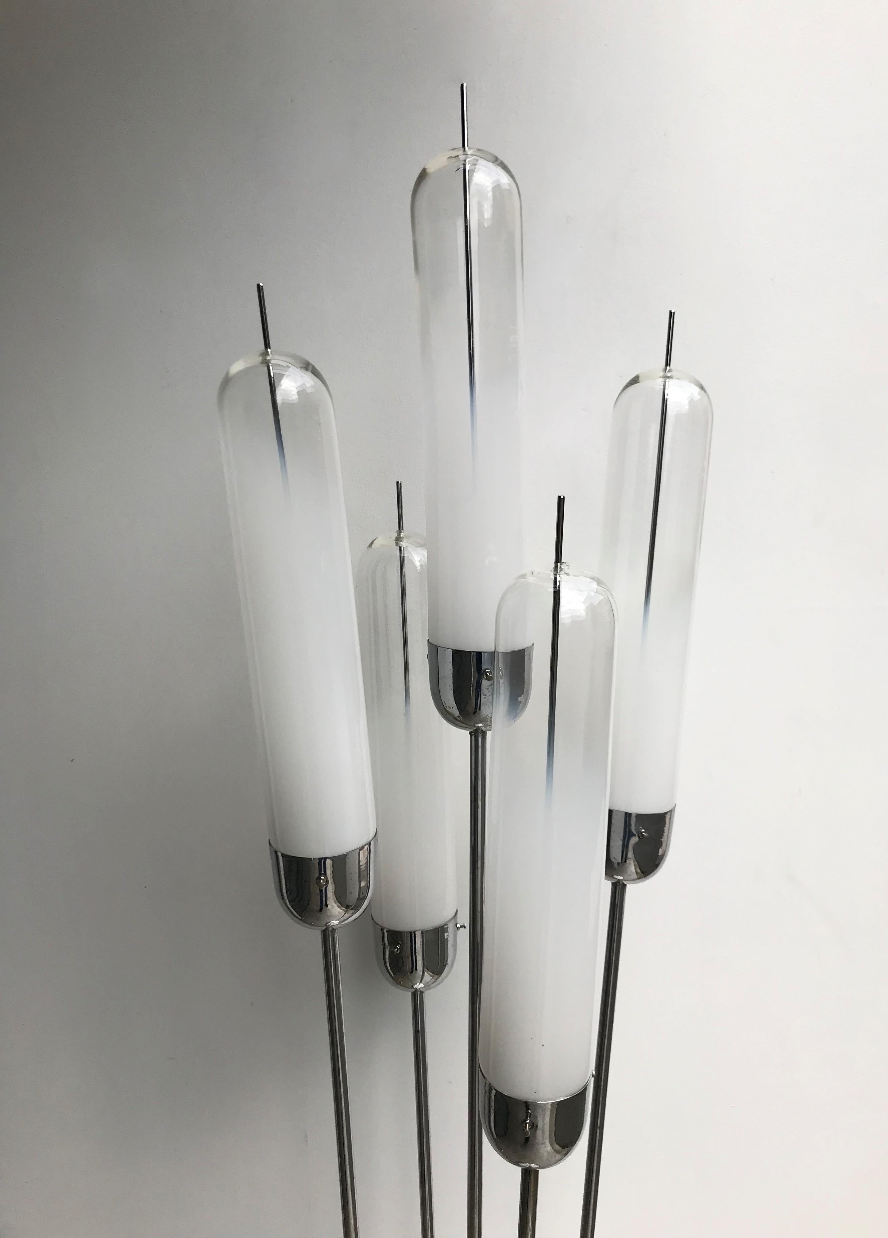 Nice model of reed floor lamp in blown Murano glass and metal chrome. Design attributed to Carlo Nason. Famous manufacture like Venini, Vistosi, La Murrina, Poliarte.