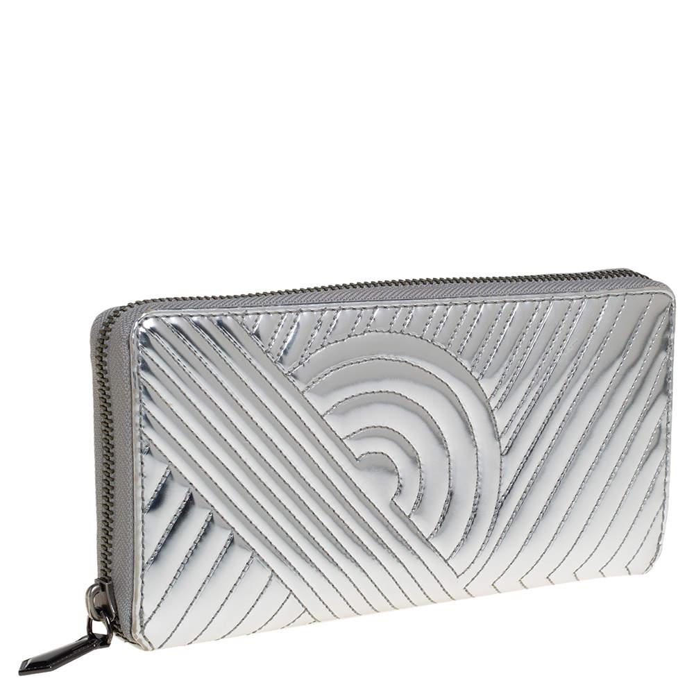 Reed Krakoff Silver Leather Zip Around Wallet In Good Condition In Dubai, Al Qouz 2