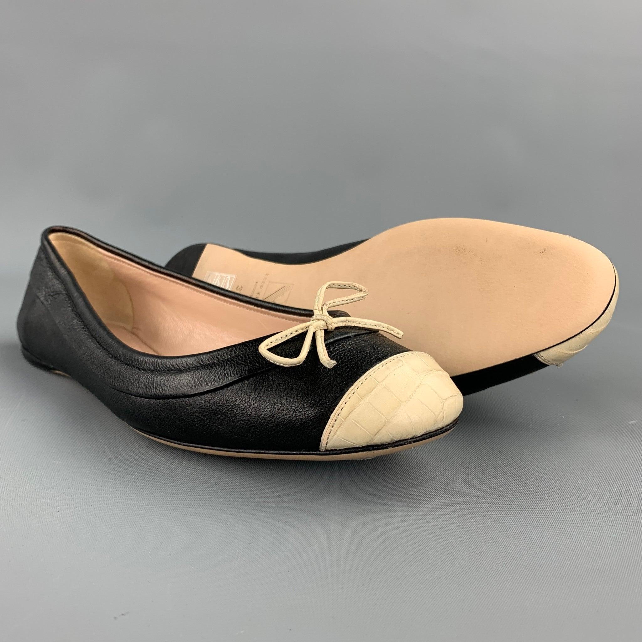 Women's REED KRAKOFF Size 7.5 Black & Beige Two Tone Leather Cap Toe Flats For Sale