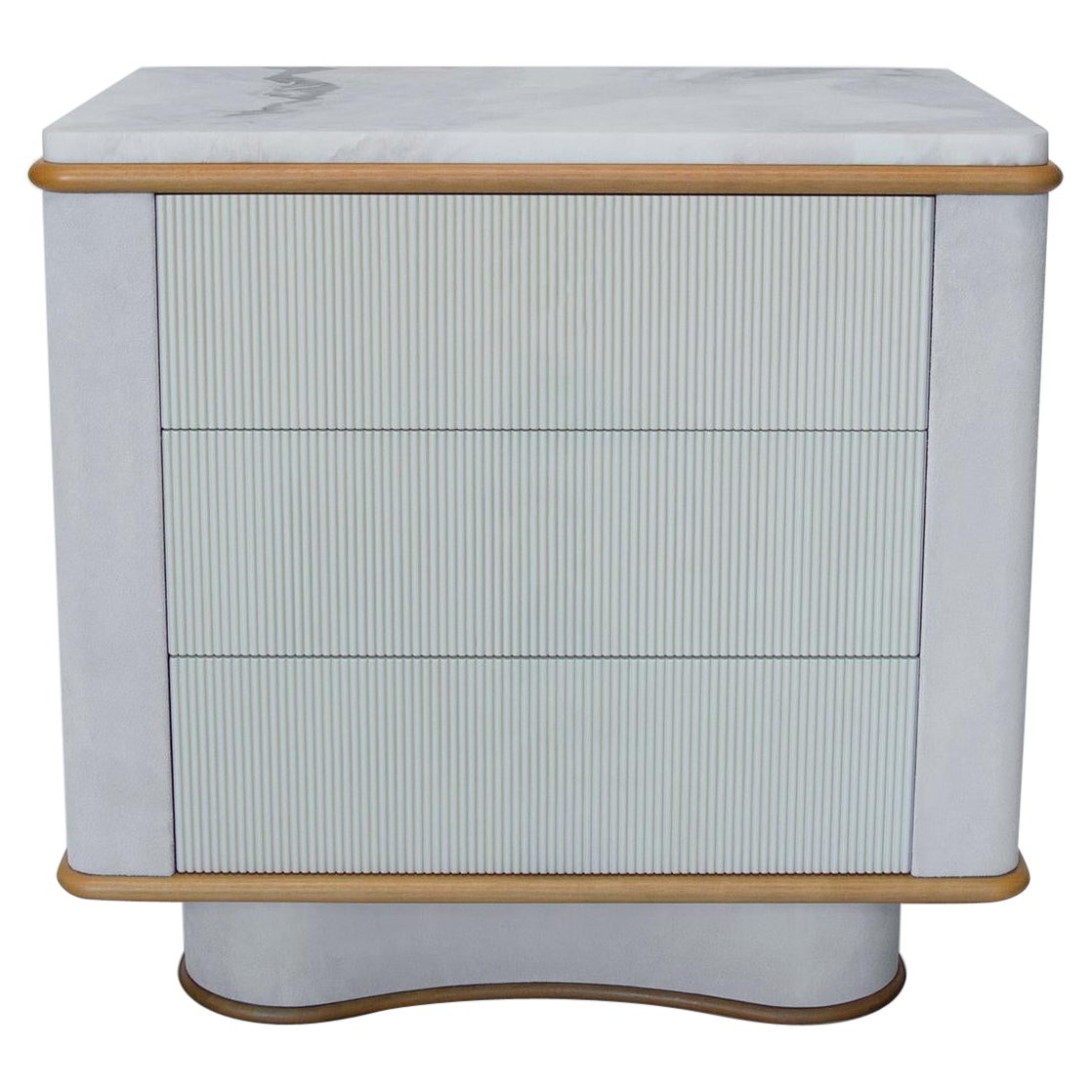 Tavolino da letto Bancroft con noce, marmo e ottone di Chapter & Verse