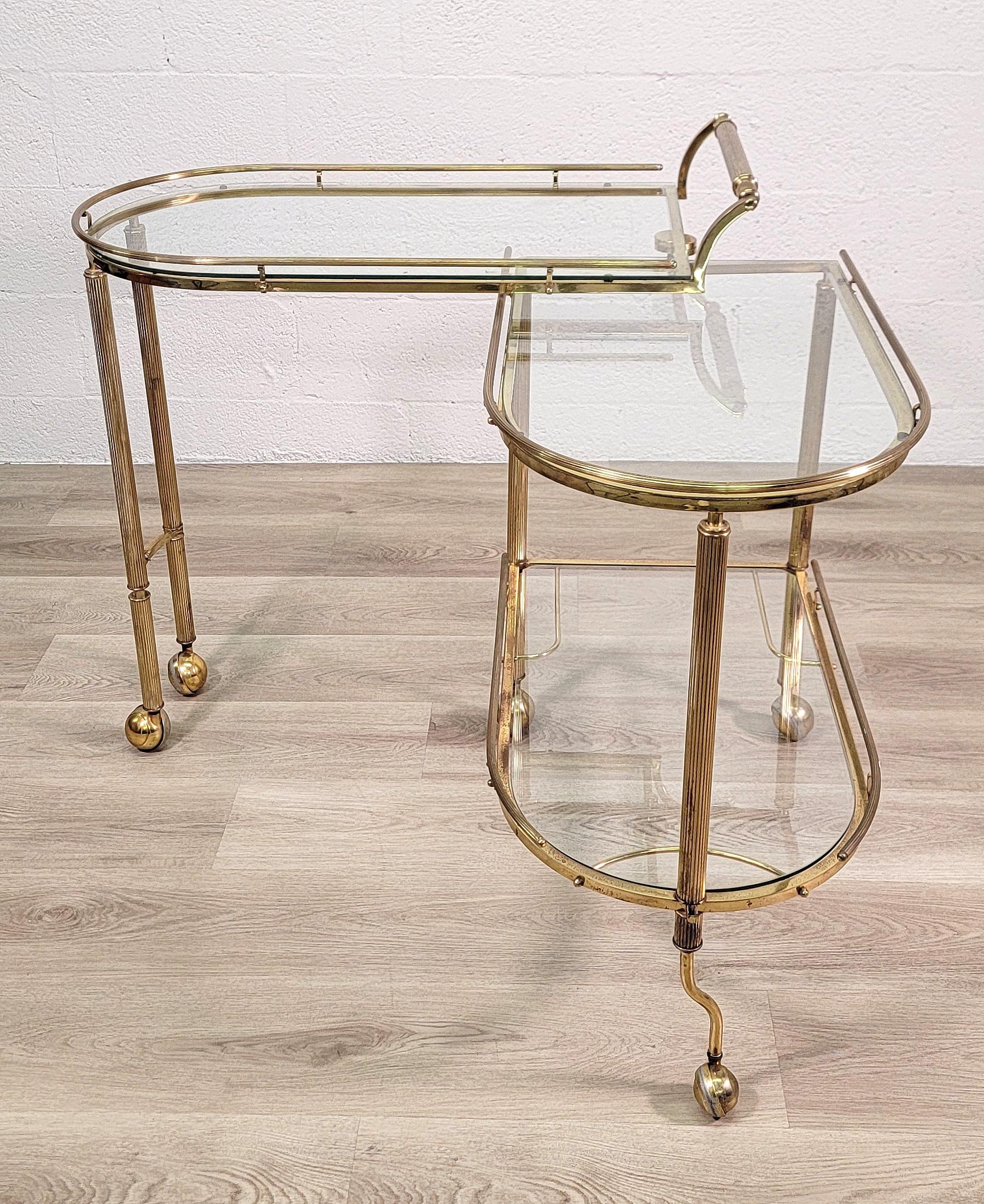 Reeded Brass and Glass Bar Cart - Rolling and Expandable  For Sale 4