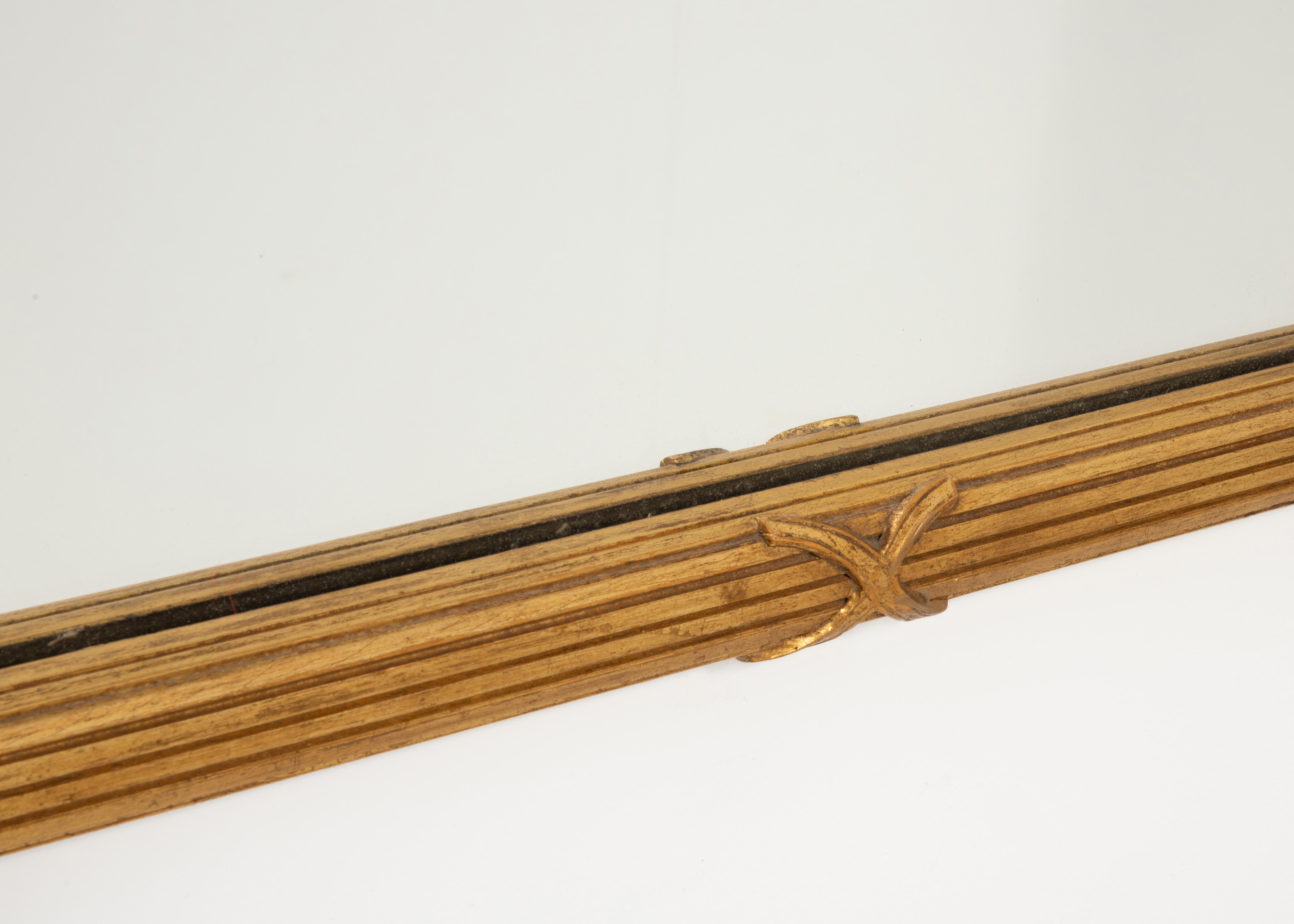 Reeded Gilt Acanthus Leaf Neoclassical Italian Carved Plaster Wood Mirror 1950s For Sale 9