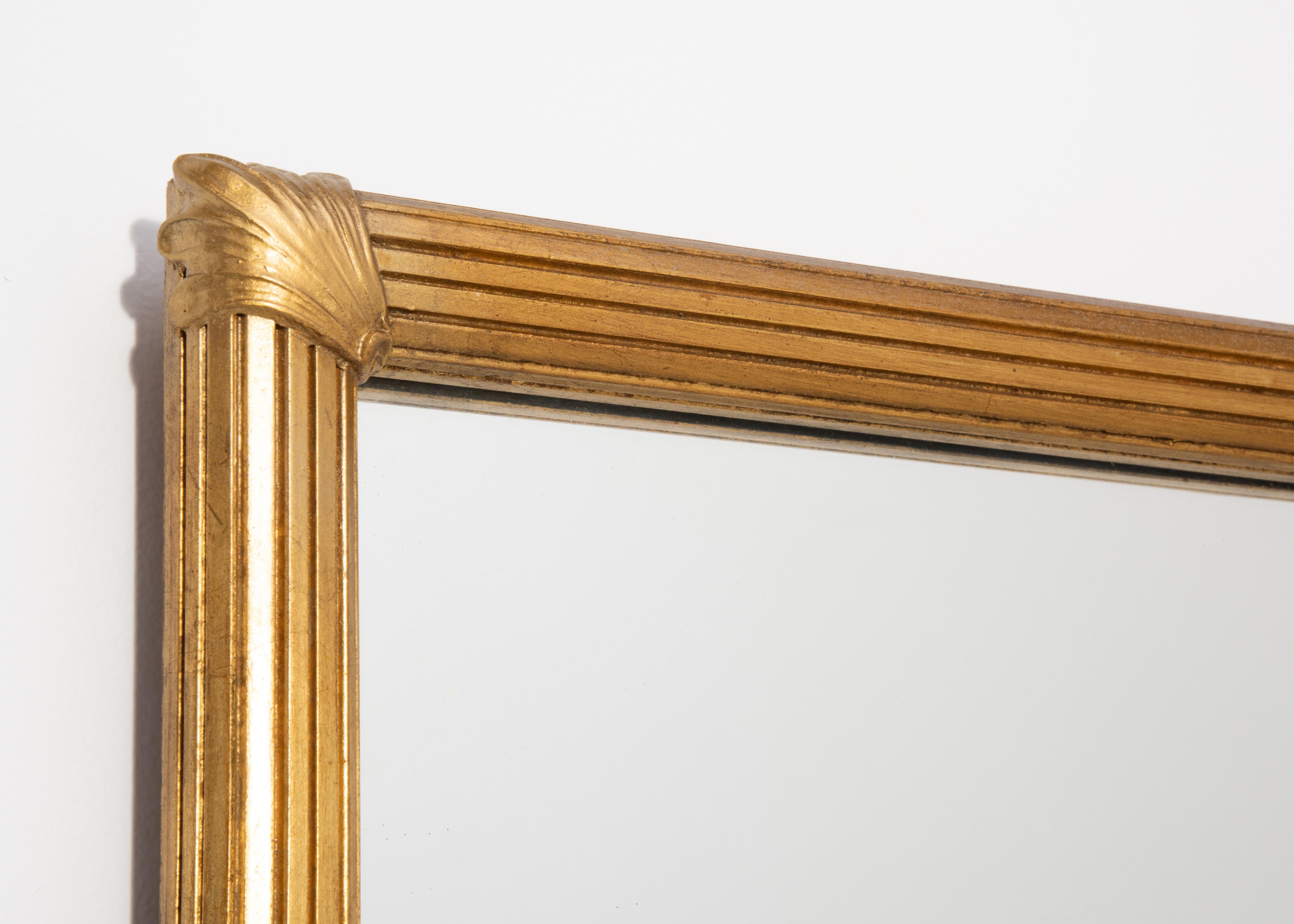 Reeded Gilt Acanthus Leaf Neoclassical Italian Carved Plaster Wood Mirror 1950s For Sale 3