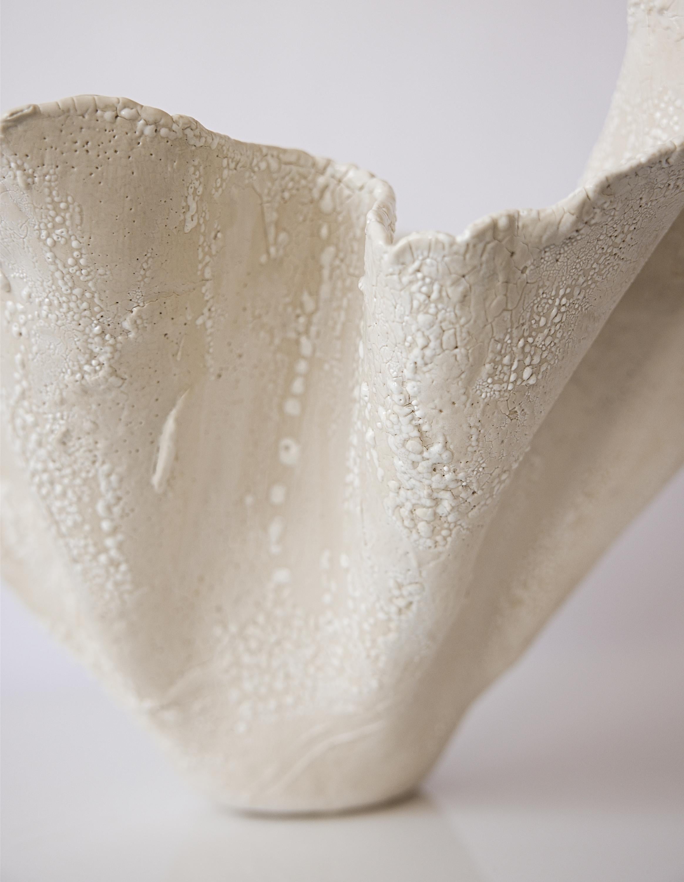Reef Sculpted Bowl in Cream For Sale 3