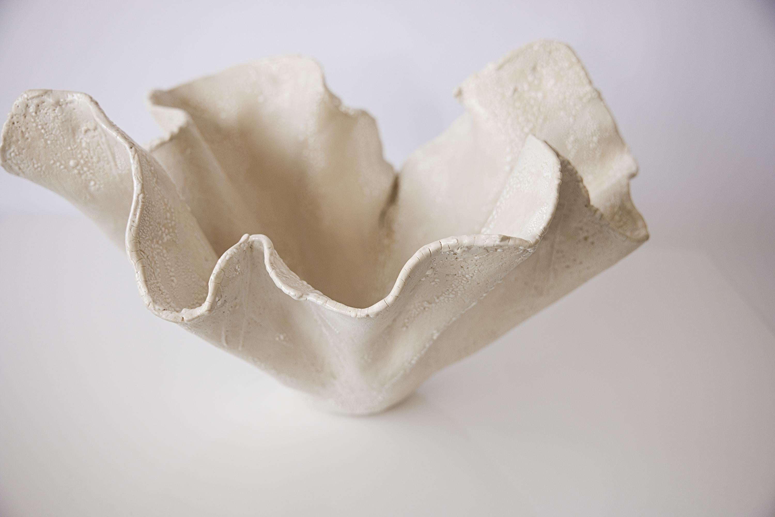 Reef Sculpted Bowl in Cream In New Condition For Sale In Van Nuys, CA