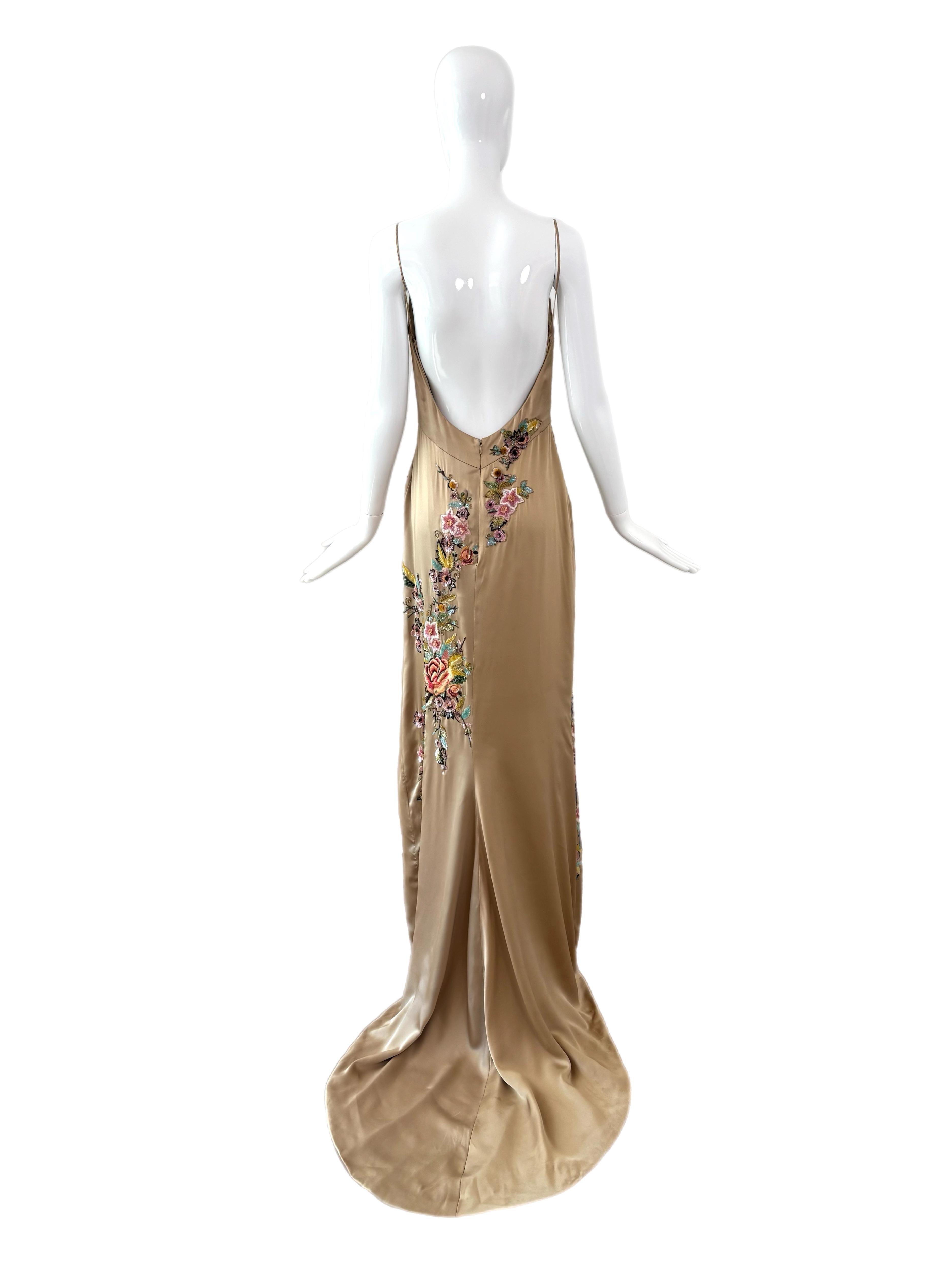 REEM ACRA 2003 Vintage Runway Gold Evening Gown w. Train Embroidery Embellished For Sale 1
