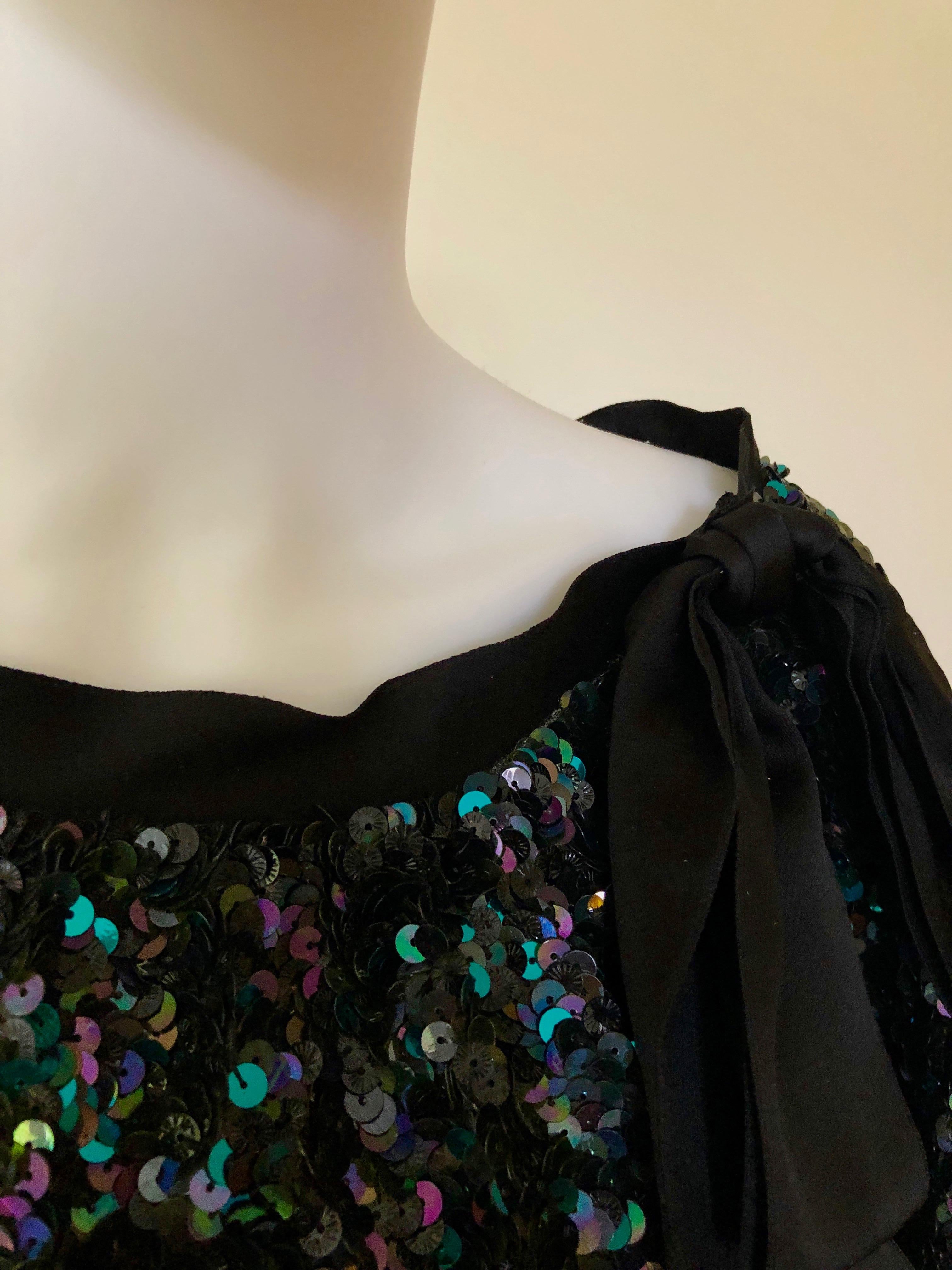 Reem Acra Blue Silk Sequin Overlay w/ Black Grosgrain Ribbon Bow Cocktail Dress In Excellent Condition For Sale In Houston, TX