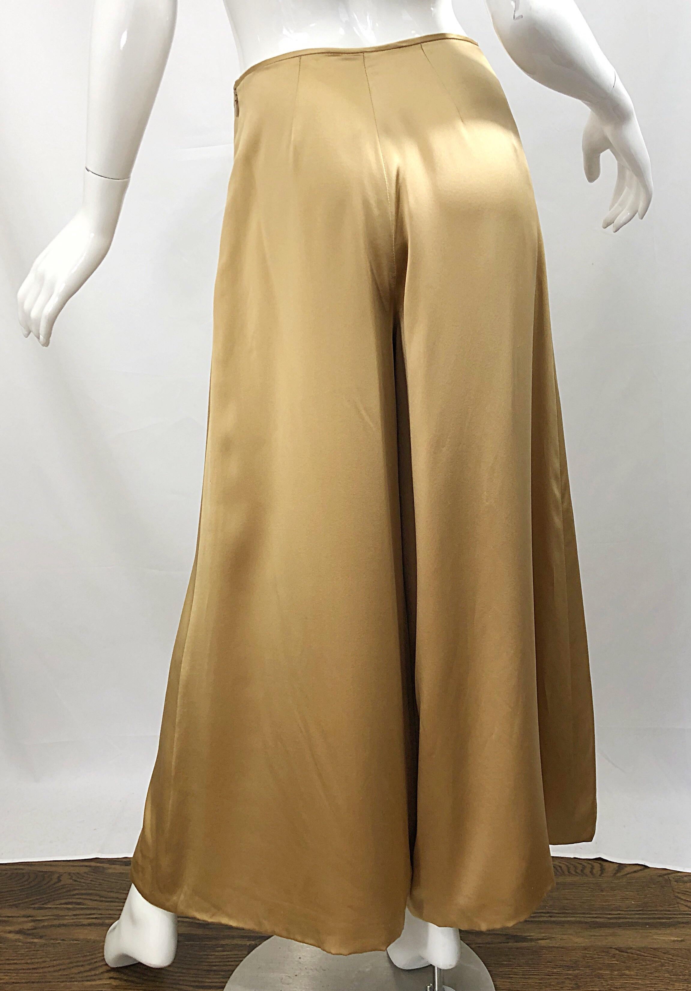 Reem Acra 2000s Liquid Gold Silk Size 6 / 8 Wide Leg Metallic Trousers Pants For Sale 1