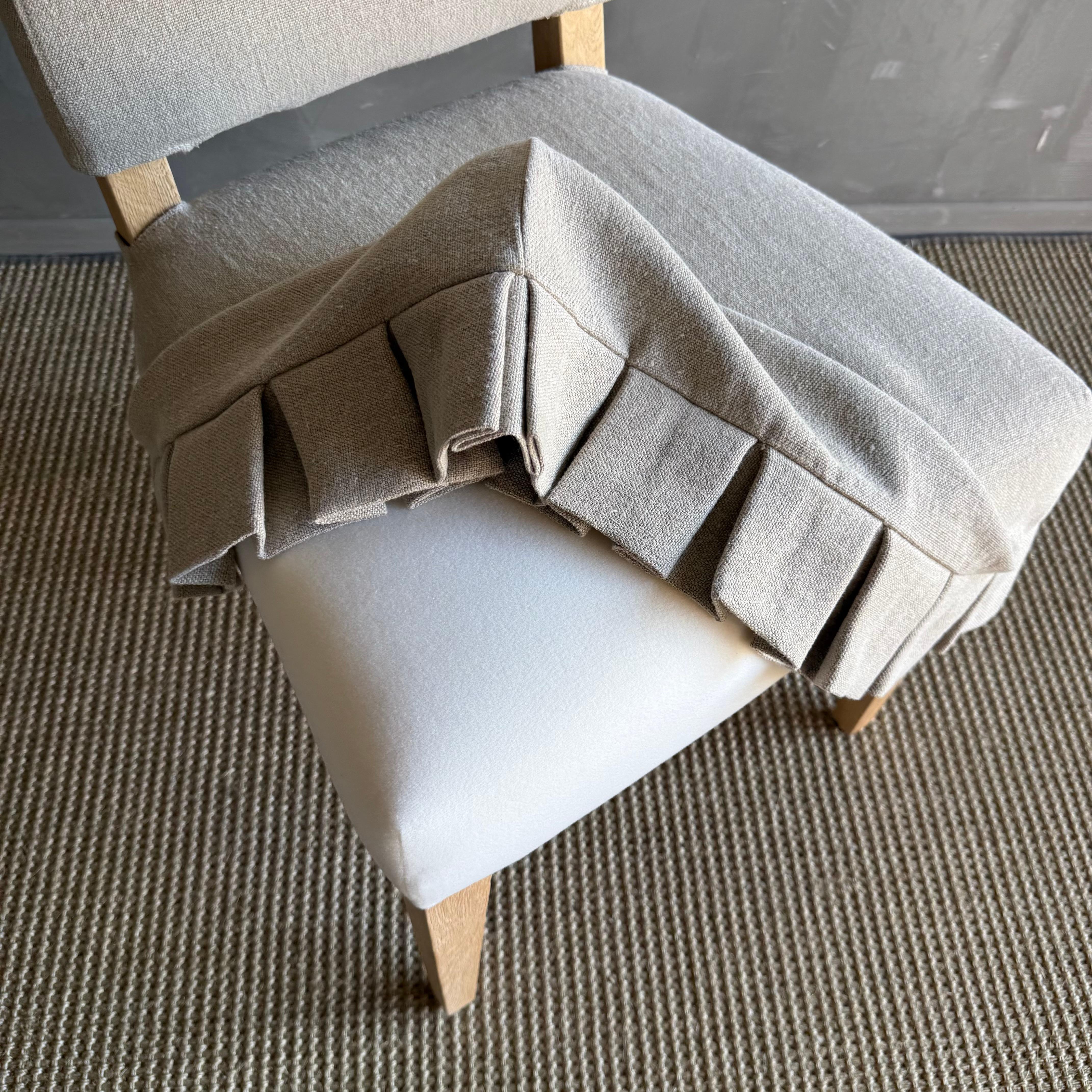 Reese Slip Covered Dining Chair in Belgian Linen Flax im Angebot 4