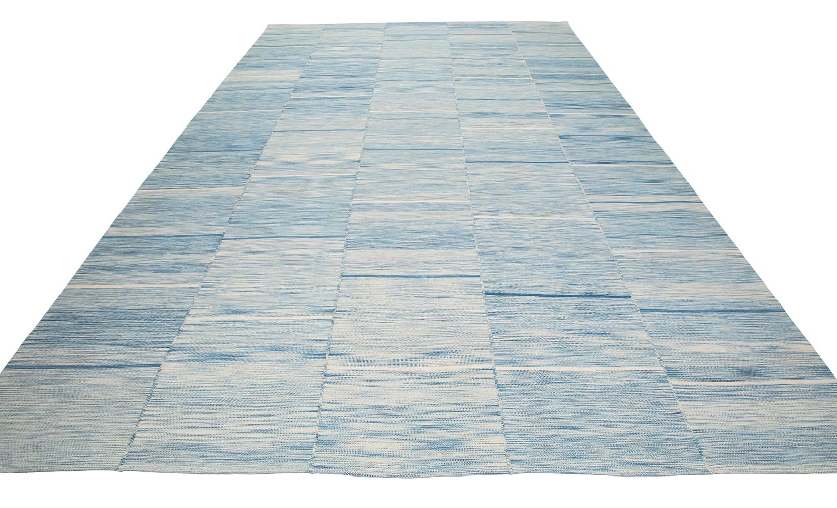 NASIRI Mazandaran Kollektion – Blaues Flachgewebe (Persisch) im Angebot