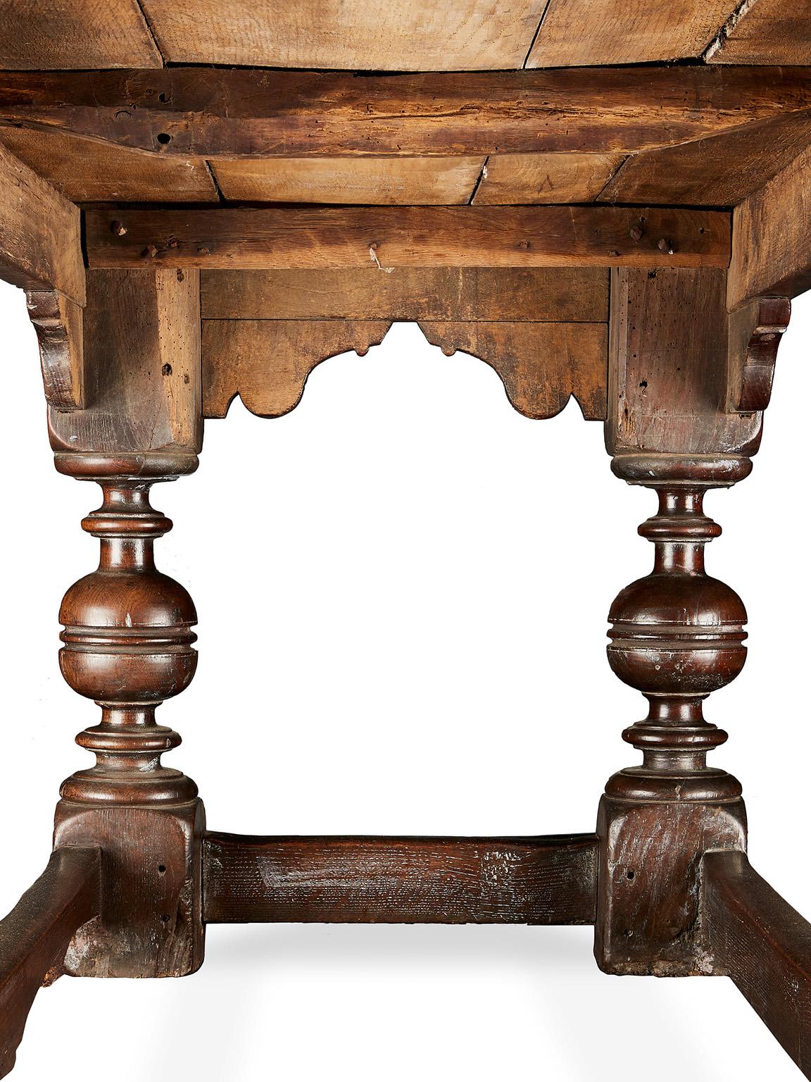 Jacobean Refectory Oak Dining Table, James I / Charles I, English, circa 1610-1640 For Sale