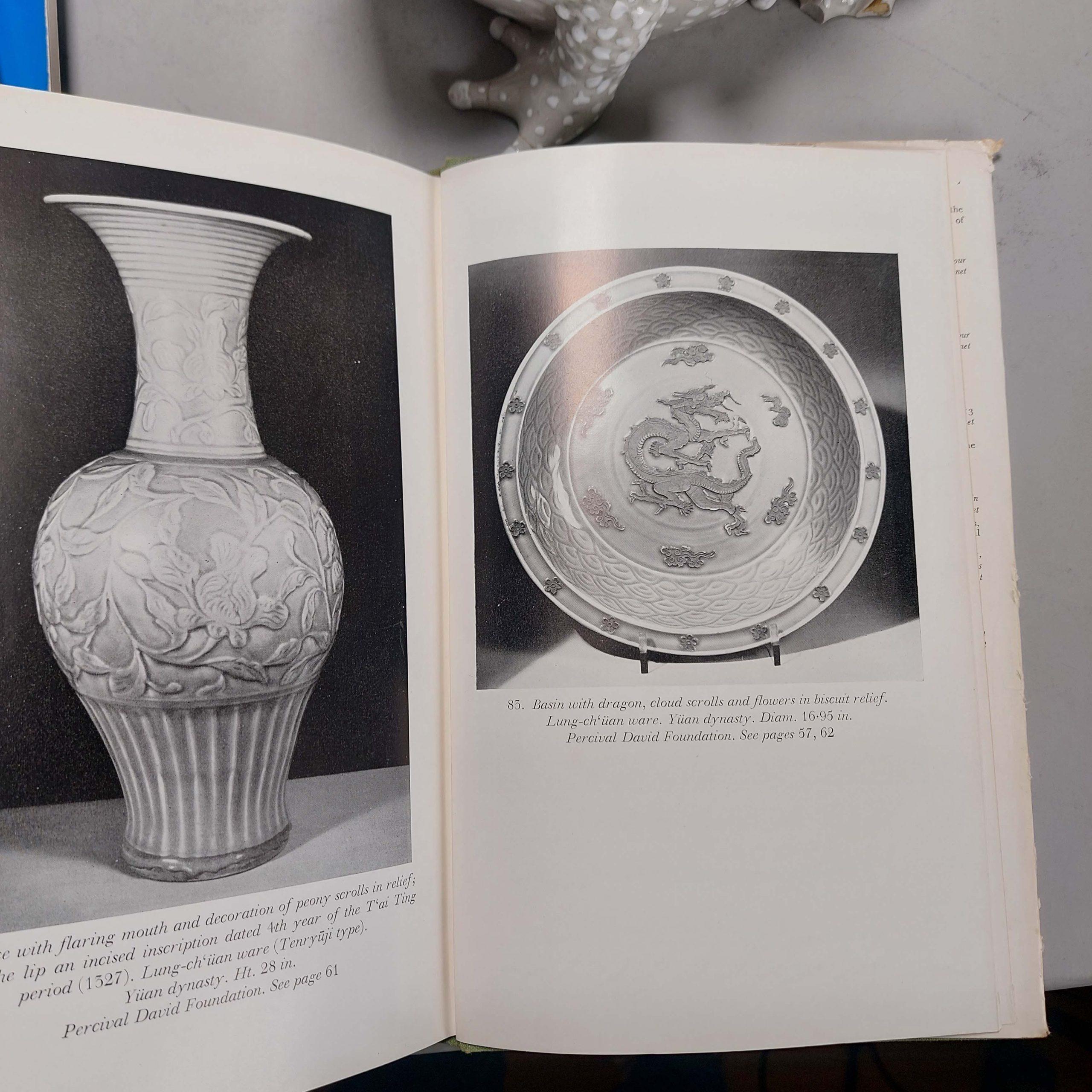 Libro de referencia Cloisonné chino - Cerámica china de celadón - Gompertz en Bueno estado para la venta en Amsterdam, Noord Holland
