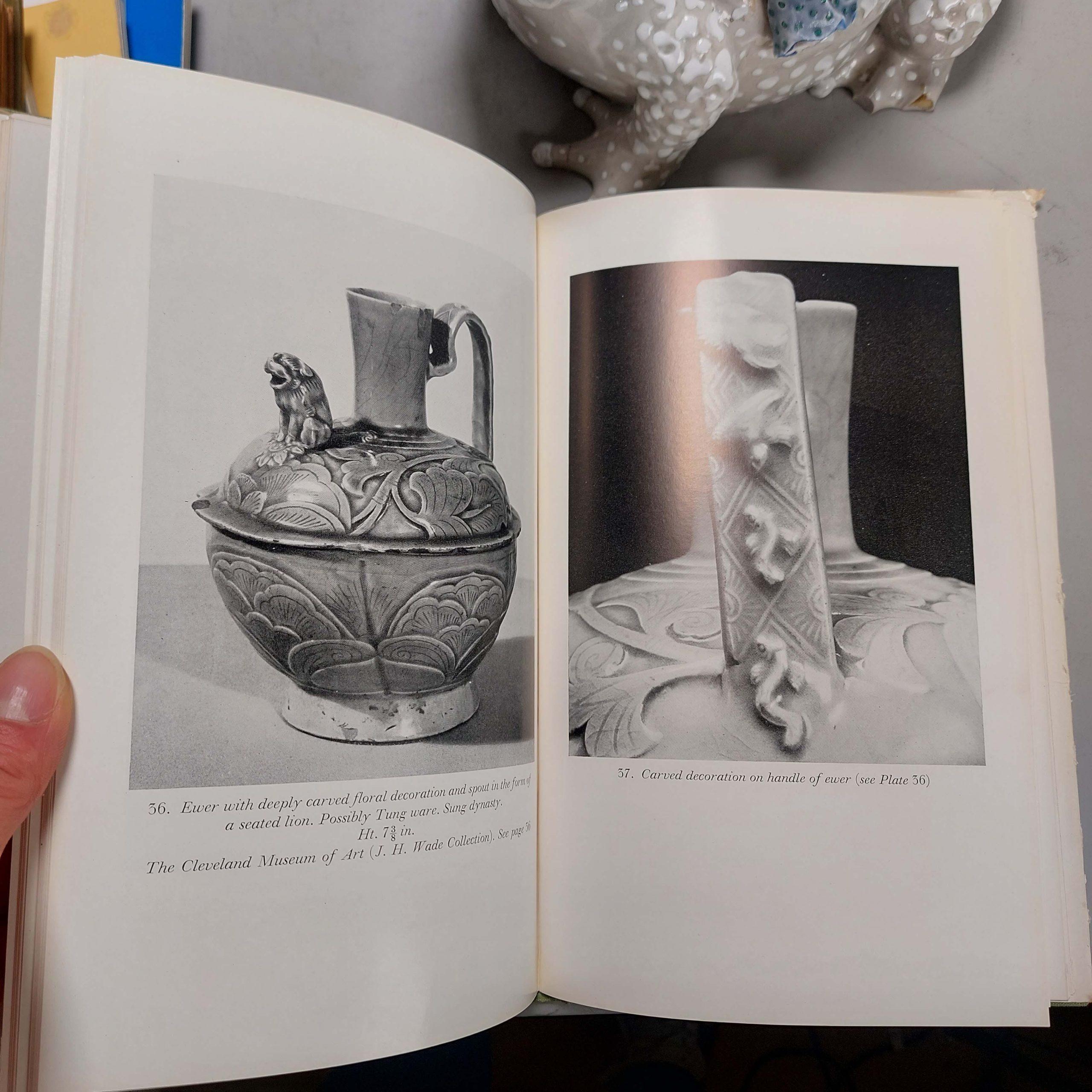 Libro de referencia Cloisonné chino - Cerámica china de celadón - Gompertz siglo XX en venta