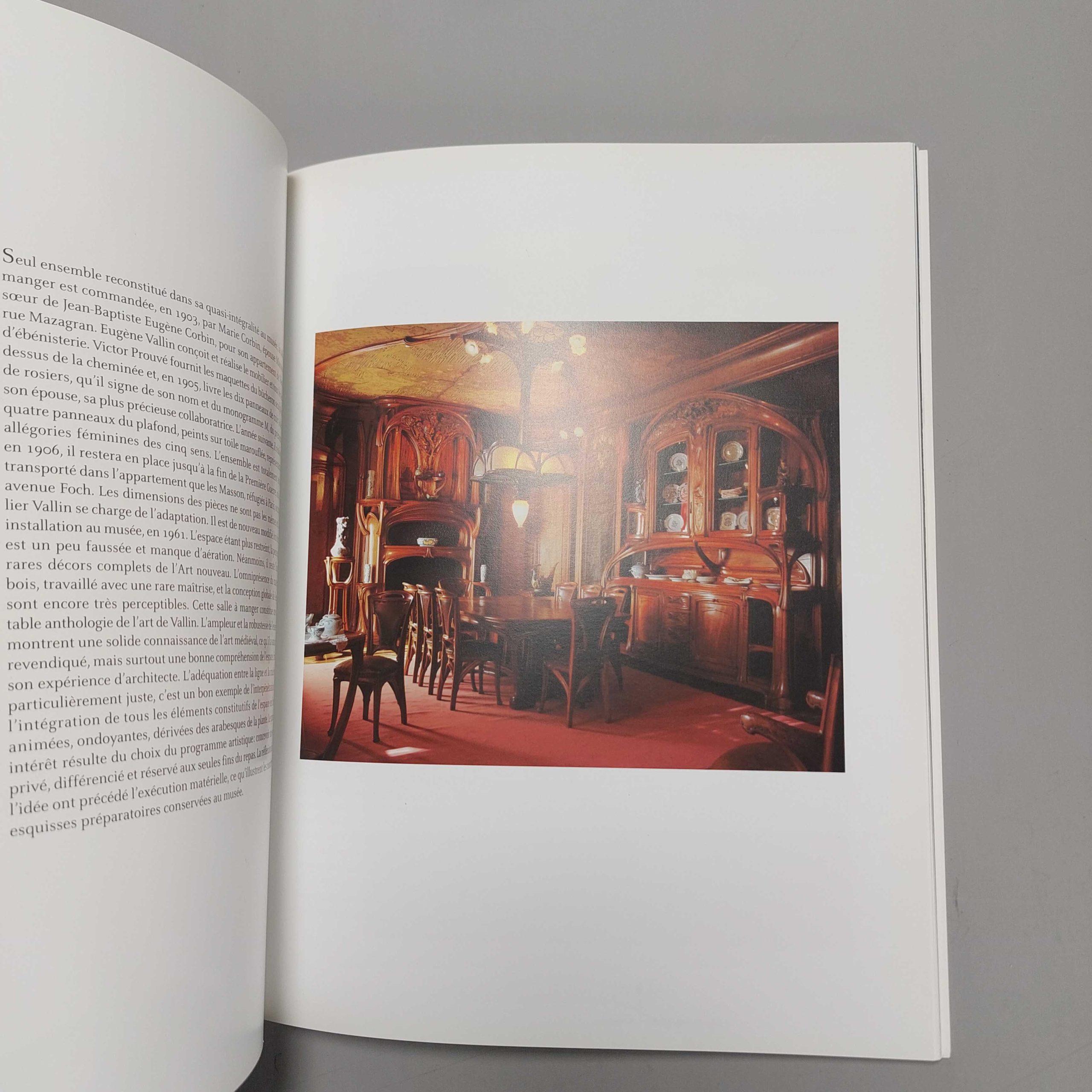 Ouvrage de référence sur la porcelaine européenne - Album Musée de l'Ecole De Nancy Bon état - En vente à Amsterdam, Noord Holland