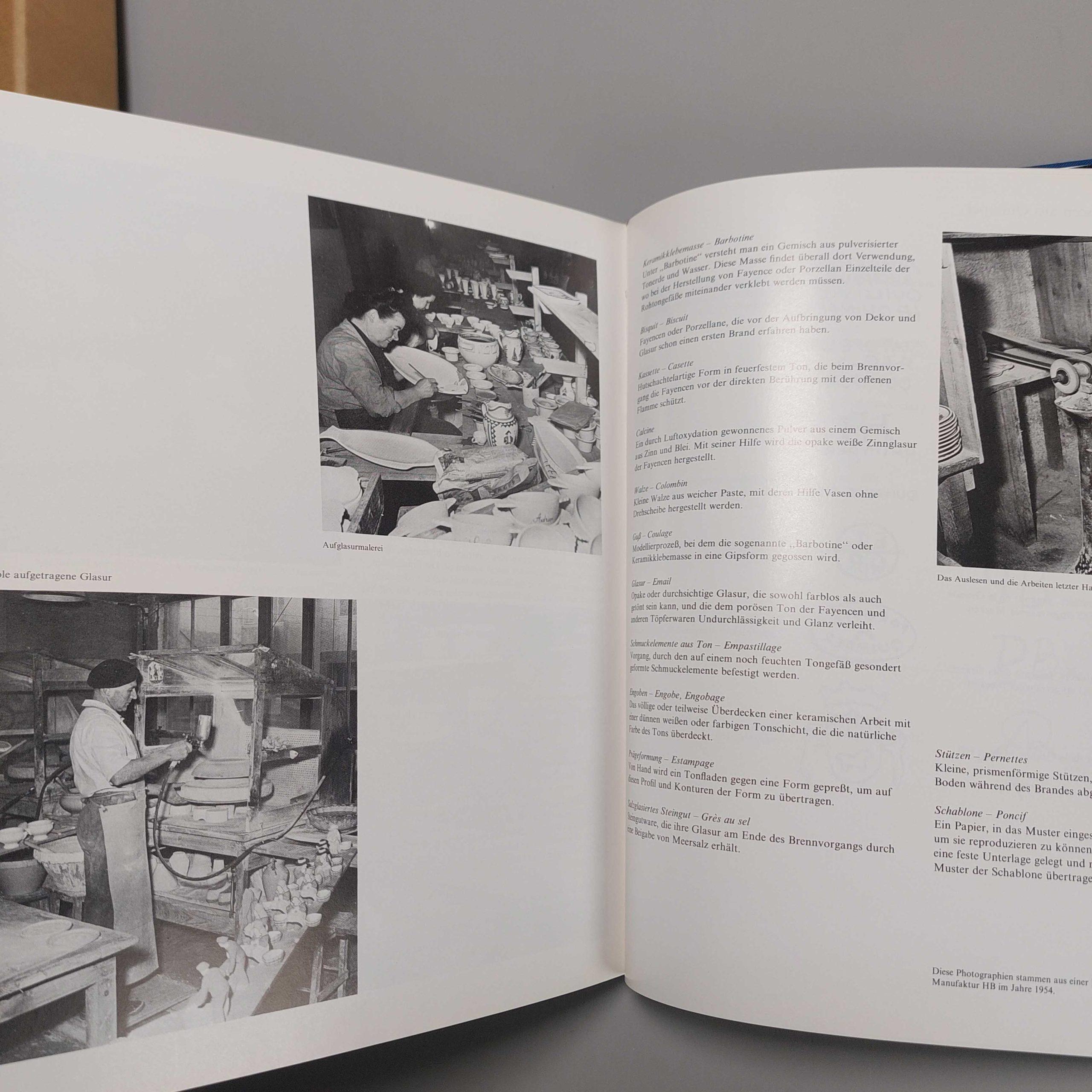 Livre de référence European Porcelain - Fayence aus Quimper - Marjatta Taburet, 1981 Bon état - En vente à Amsterdam, Noord Holland