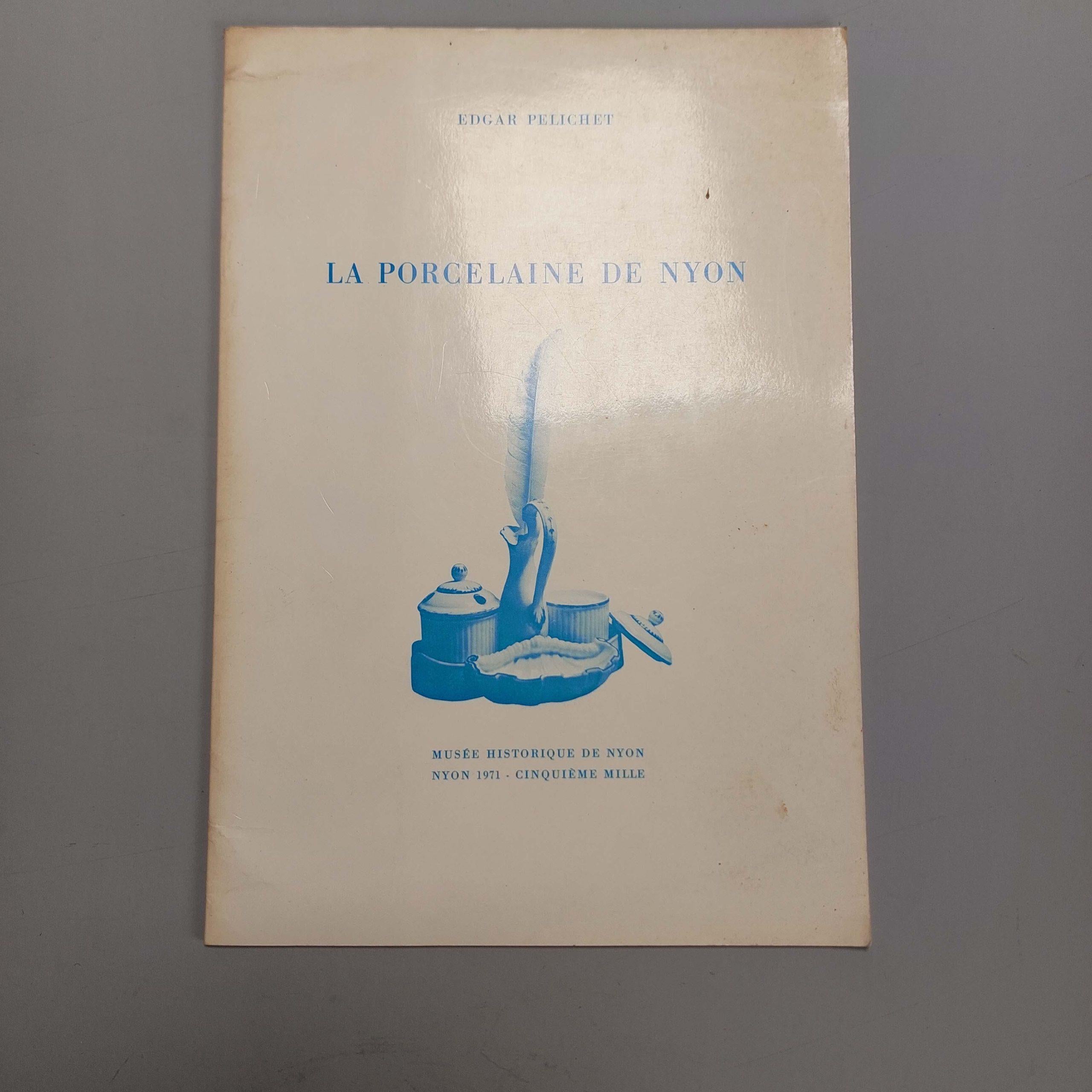 20ième siècle Livre de référence European Porcelain, Nyon Porcelain, 1781-1813 en vente