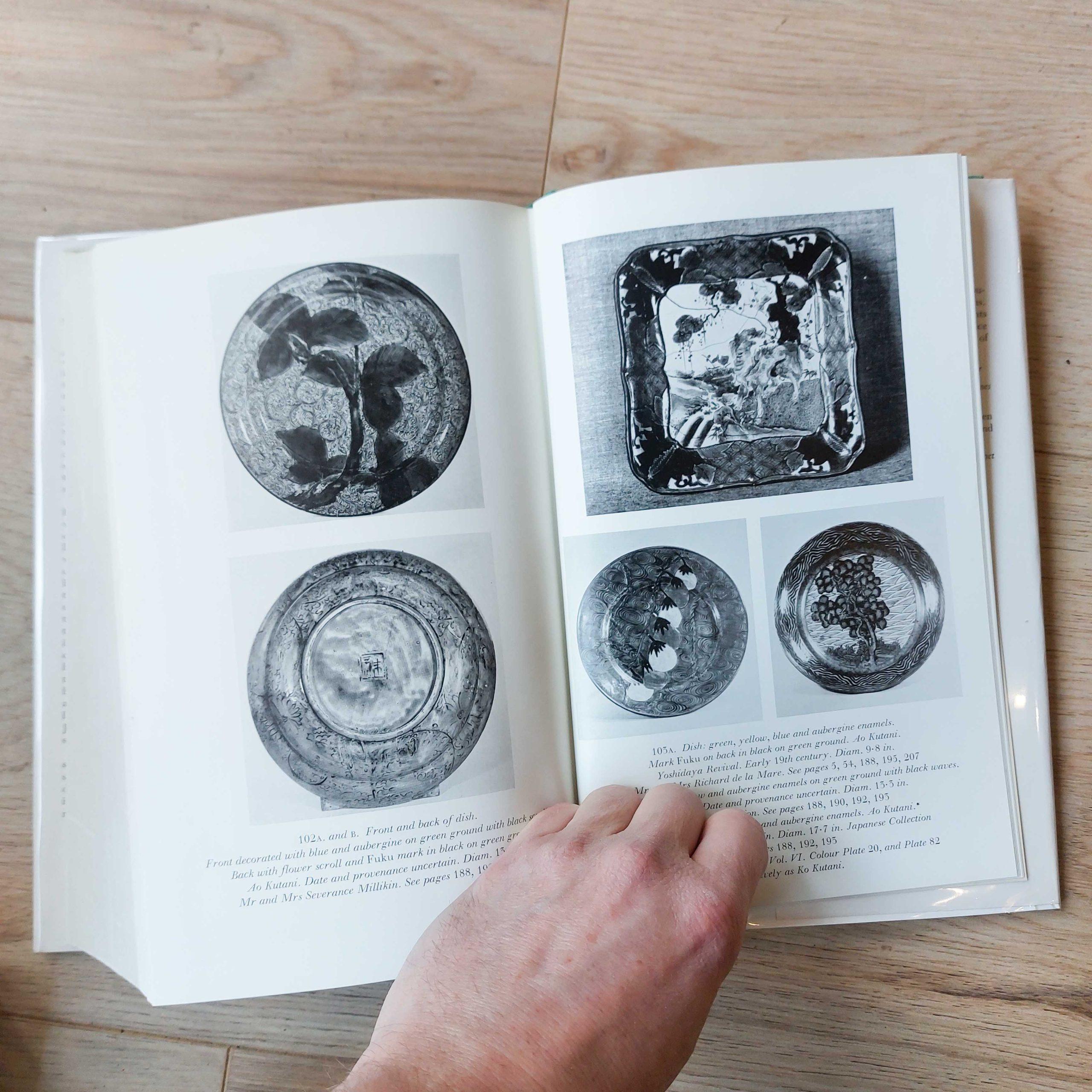 Reference Book - Soame Jenyns Japanese Porcelain Arita Imari Kutani In Good Condition In Amsterdam, Noord Holland